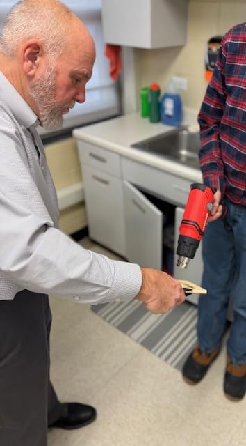 CRAFTSMAN Heat Gun, Corded, Variable Heat Setting up to 1200 Degrees, 1500 Watt (CMEE531) - Customer Photo 2