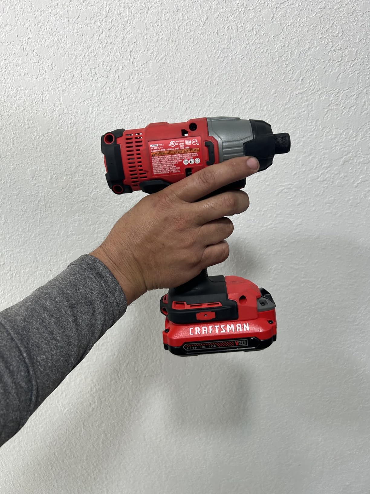 CRAFTSMAN 20V MAX Impact Driver Kit, 1/4 Inch, 2,800 RPM, LED Work light, Battery and Charger Included (CMCF800C1) - Customer Photo 1