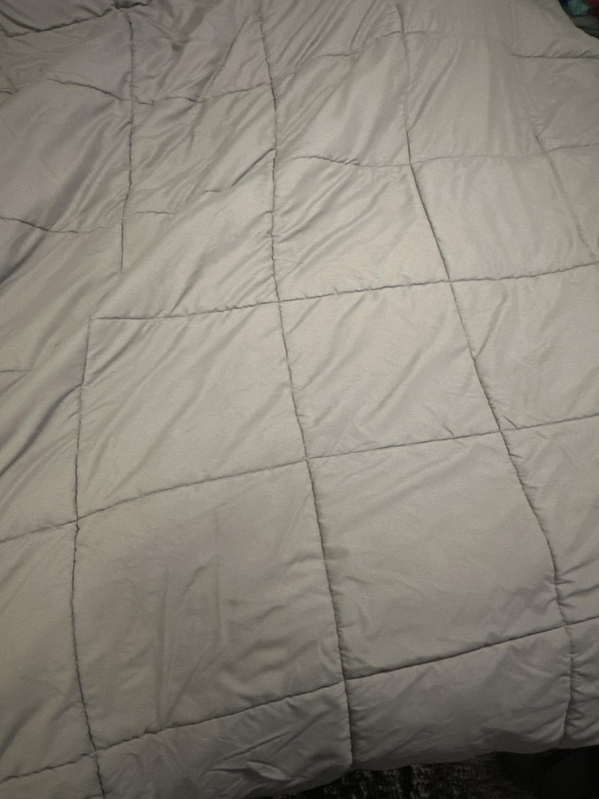 DOWNCOOL Comforters Queen Size, Duvet Insert, White All Season Duvet, Lightweight Quilt, Down Alternative Hotel Comforter - Customer Photo 1