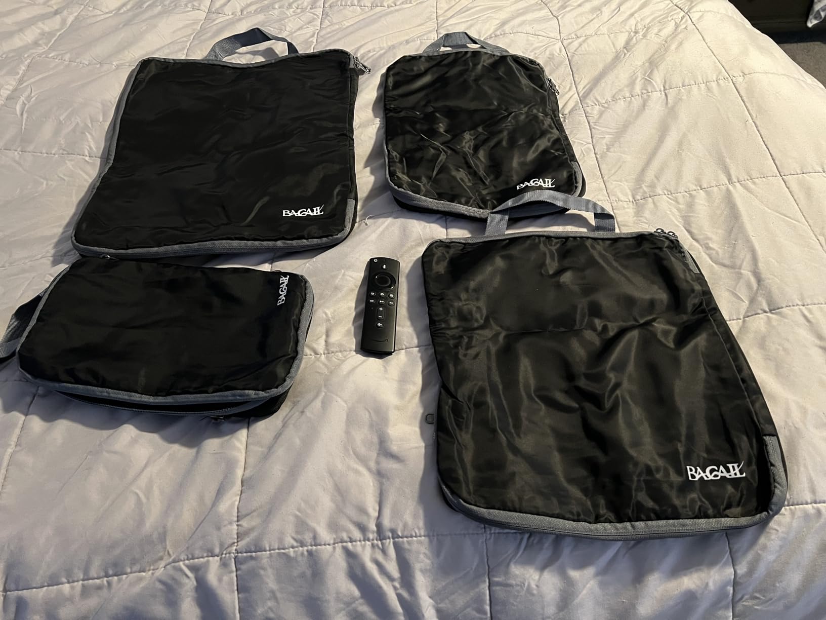 BAGAIL 4 Set/6 Set/8 Set Compression Packing Cubes Travel Accessories Expandable Packing Organizers (Half Mesh, 6-Black) - Customer Photo 1