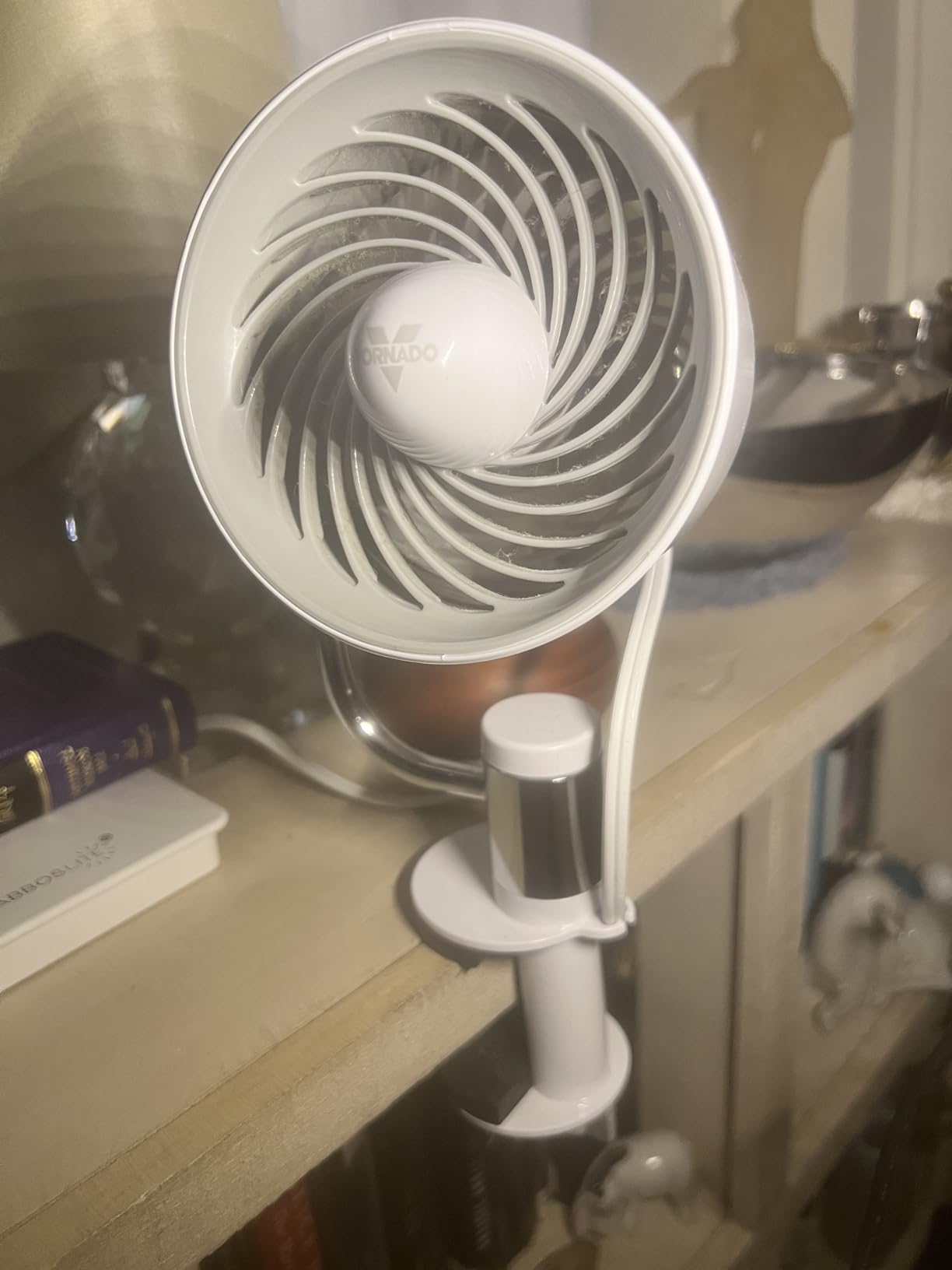 Vornado Pivot Clip Personal Air Circulator, 3-Speed, Portable Desk Fan with Multi-Surface Clip, 360-Degree Adjustable Axis, 9 in Tall, 4 in Diameter, Whisper Quiet, Black customer photo 2