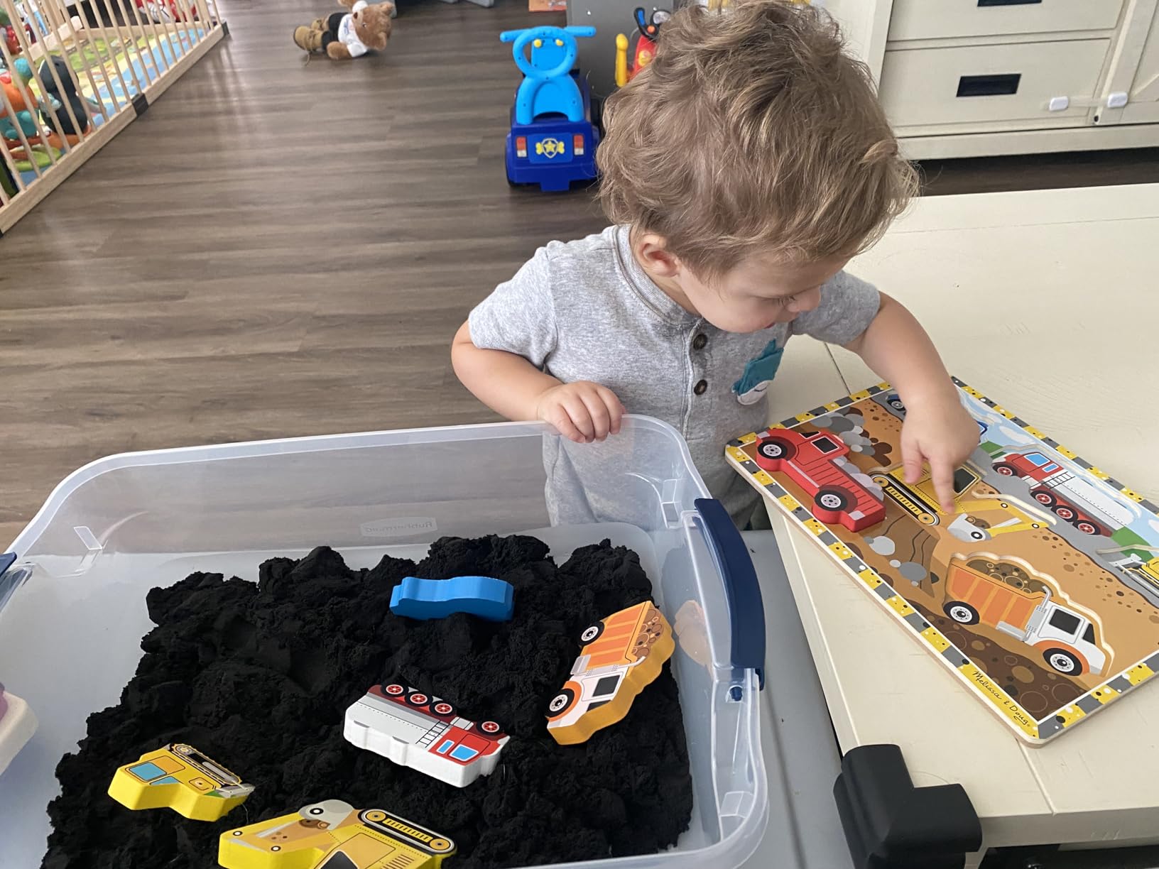 Rubbermaid Cleverstore 17 Qt Clear Storage Bins with Lids, 6-Pack, Stackable, BPA-Free, Made in USA - Customer Photo 1