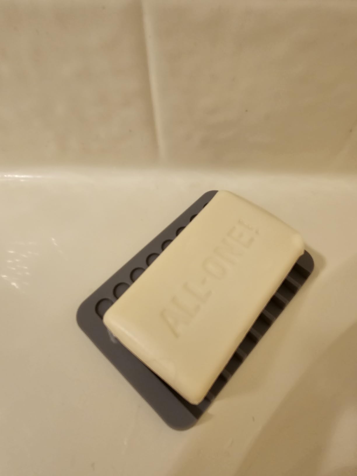 Mcyye Self Draining Soap Dishes, Premium Silicone Soap Holder & Saver for Shower, Bathroom, Kitchen, Bath Tub, Razor, Sponges, Drains Water Very Well, Can Extend Soap Life, Easy Clean - Customer Photo 1