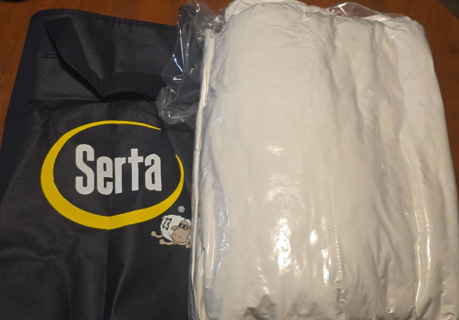 Serta Goose Feather Down Fiber Cotton Comforter Queen Size - 100% Cotton Duvet Insert - Hotel Luxury Hypoallergenic Bedding Comforter All Season Medium Warmth 90 x 90 Inch White - Customer Photo 2