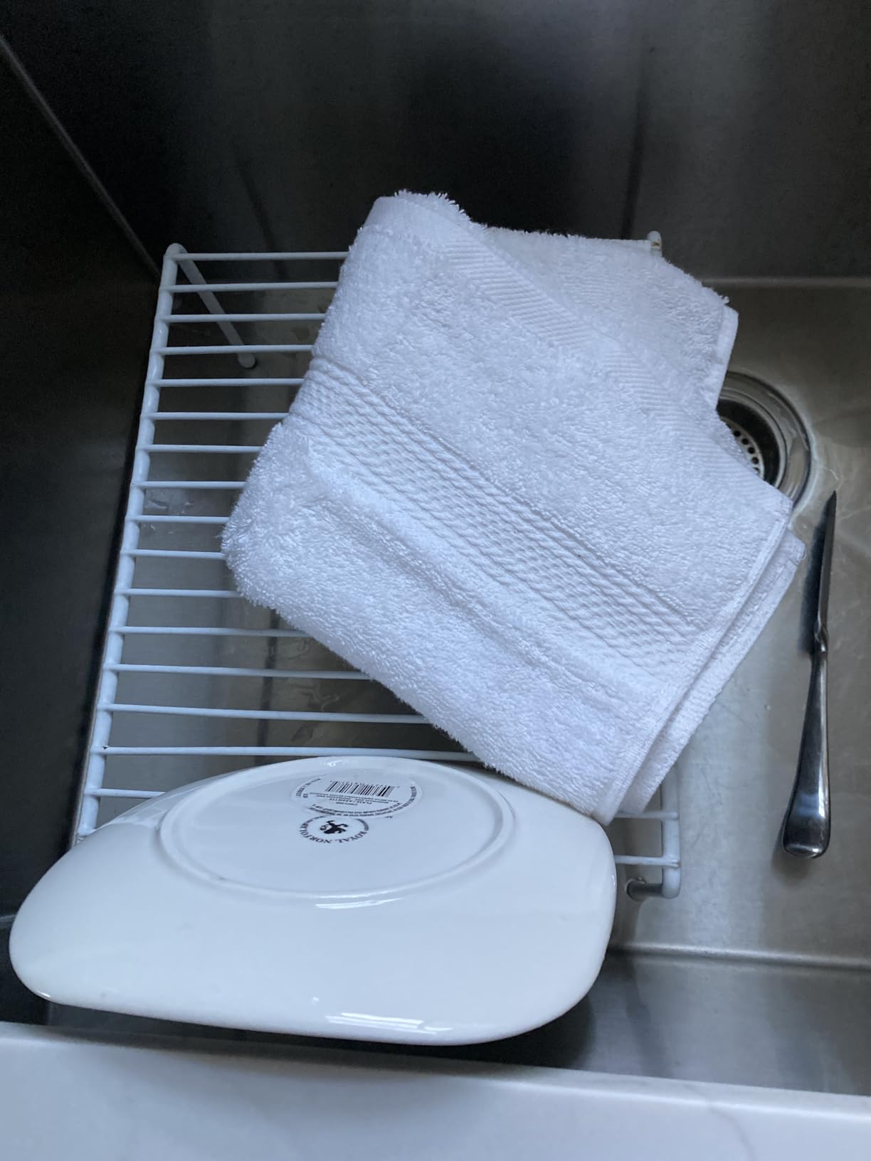 Utopia Towels 6 Pack Premium Hand Towels Set, 16 by 28 inches, 100% Ring Spun Cotton, Ultra Soft and Highly Absorbent 600GSM Towels for Bathroom, Gym, Shower, Hotel, and Spa, Grey - Customer Photo 2