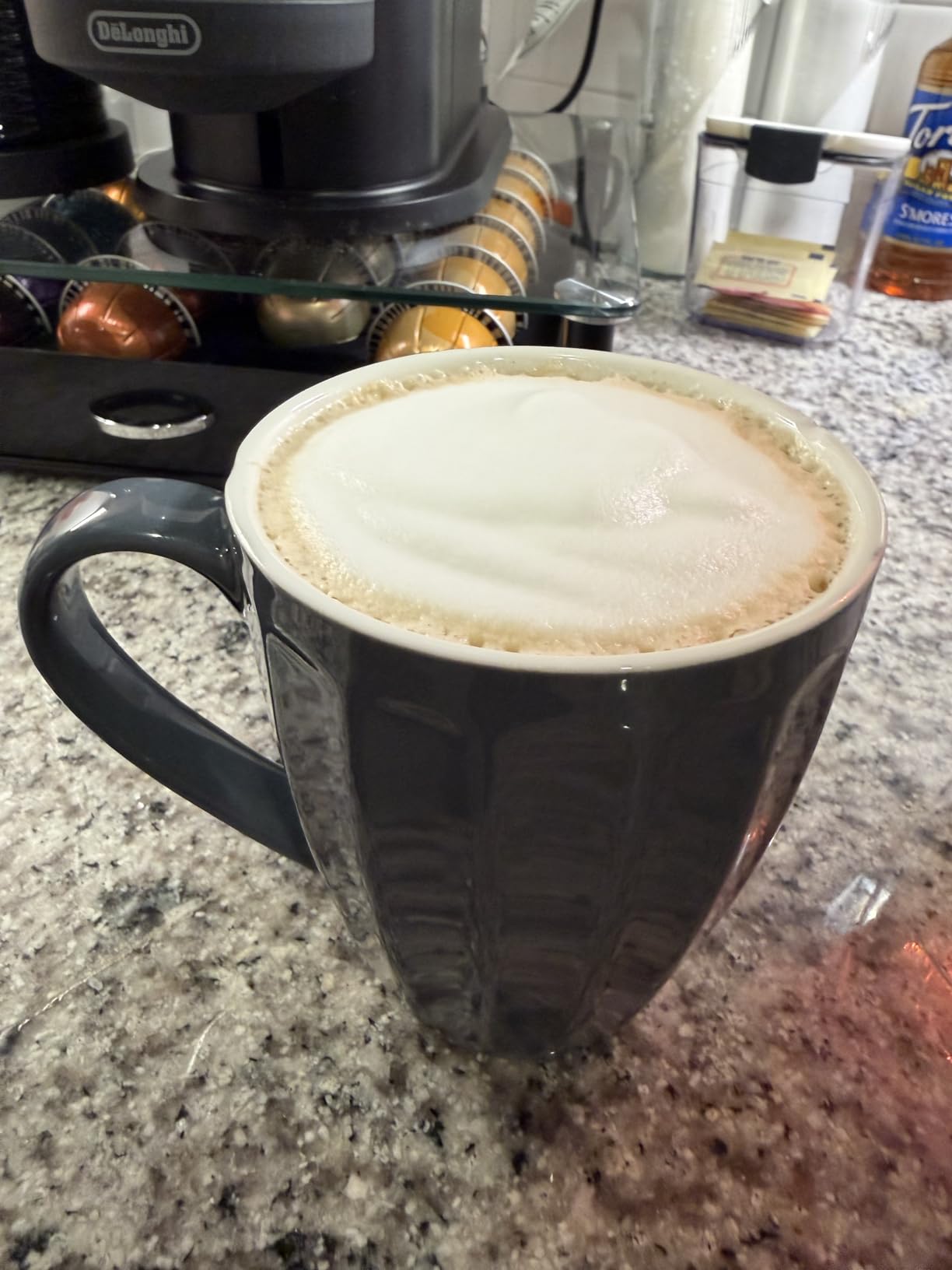 Vertuo Next Coffee and Espresso Maker by De'Longhi, White customer photo 2