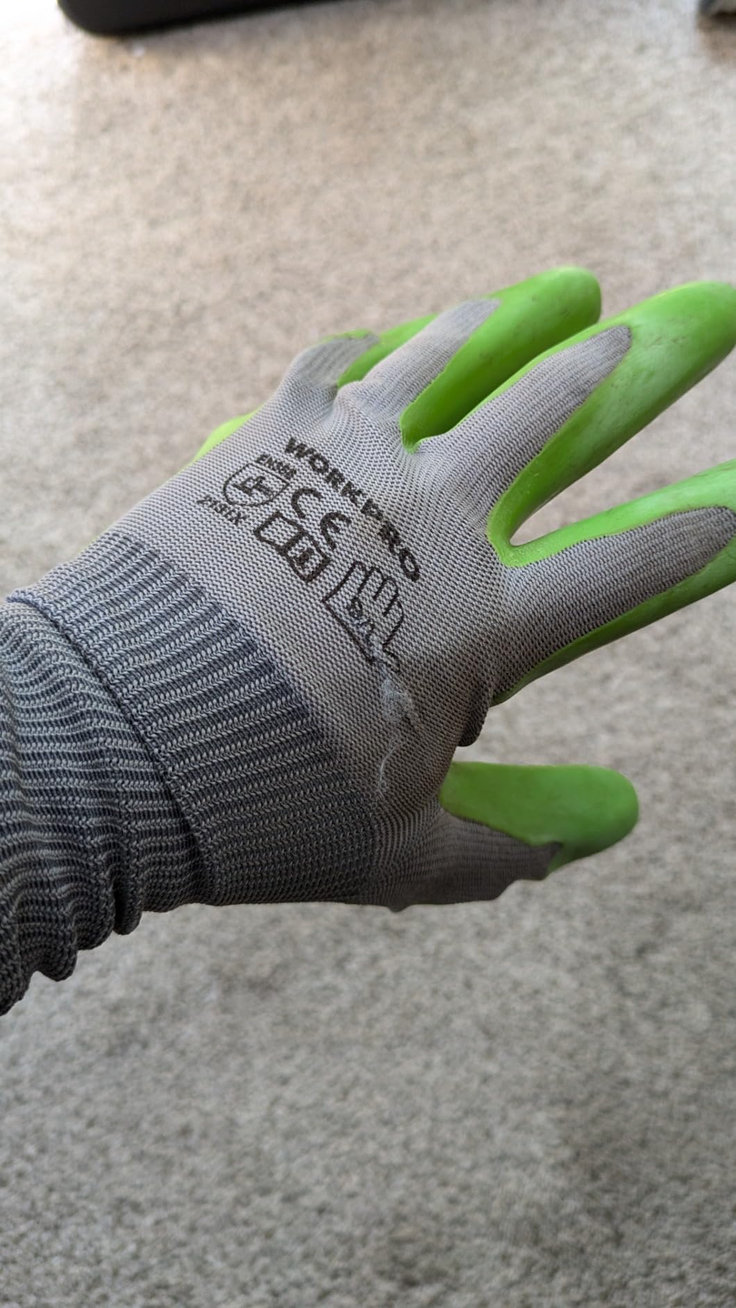 WORKPRO 6 Pairs Garden Gloves, Work Glove with Eco Latex Palm Coated, Gardening Gloves, Working Gloves for Weeding, Digging, Raking, and Pruning (Medium) - Customer Photo 1