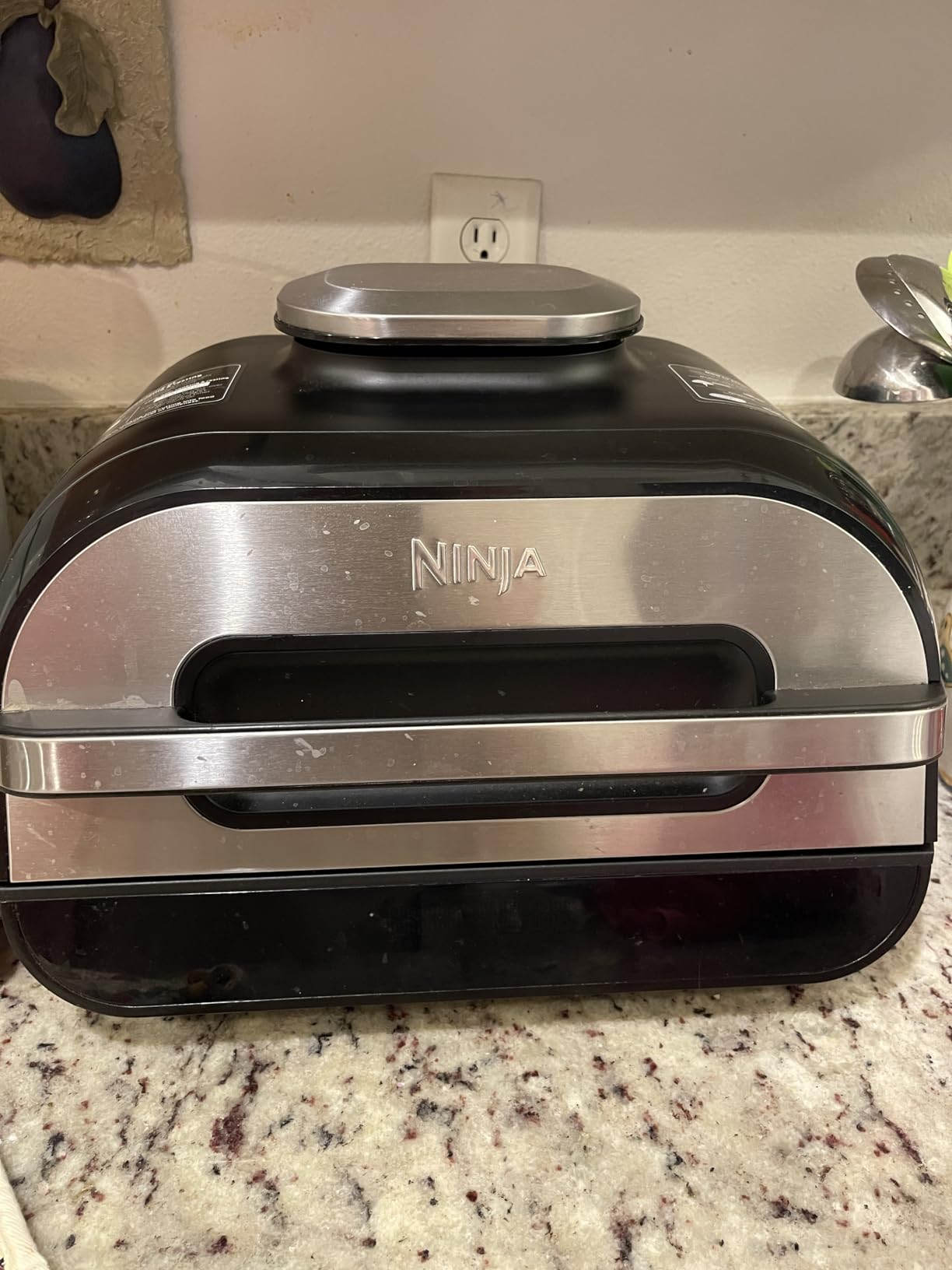 Ninja | Indoor Grill and Air Fryer | Foodi Smart XL | 6-in-1 Grill, Air Fry, Roast, Bake, Broil, Dehydrate & Crisp | Smart Thermometer & Splatter Shield | Dishwasher Safe Parts | Black/Silver | FG551 customer photo 1