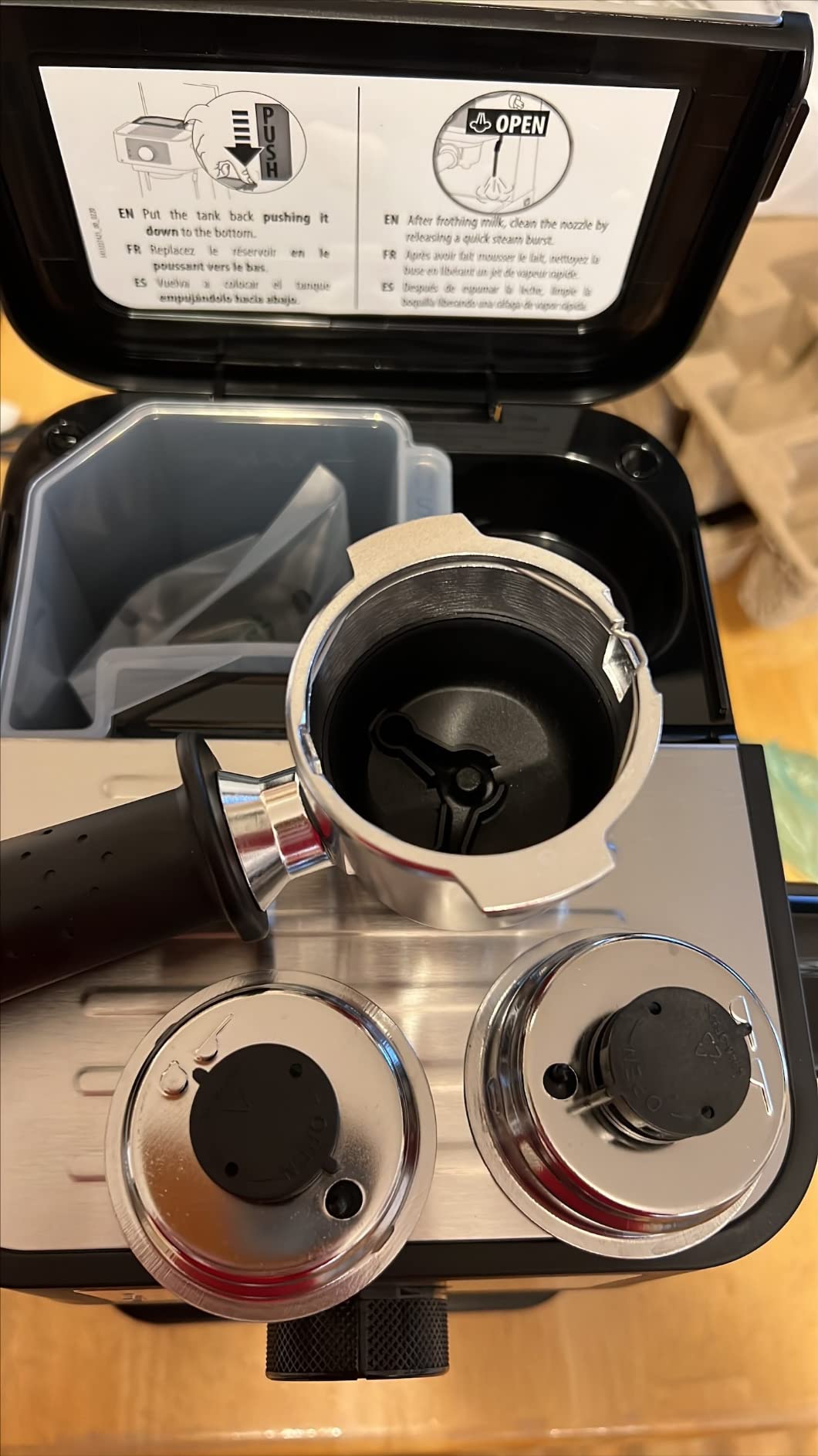 De'Longhi Stilosa Manual Espresso Machine, Compact Coffee Maker, 15 Bar Pump Pressure, Manual Milk Frother Steam Wand customer photo 1