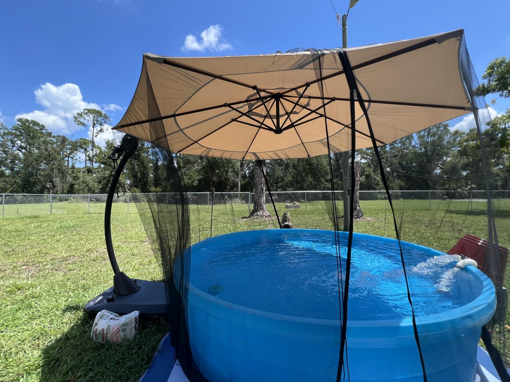 Grand patio 11FT Cantilever Umbrella with Base Outdoor Large Round Aluminum Offset Umbrella for Patio Garden Backyard (Champagne, 11 FT) - Customer Photo 2