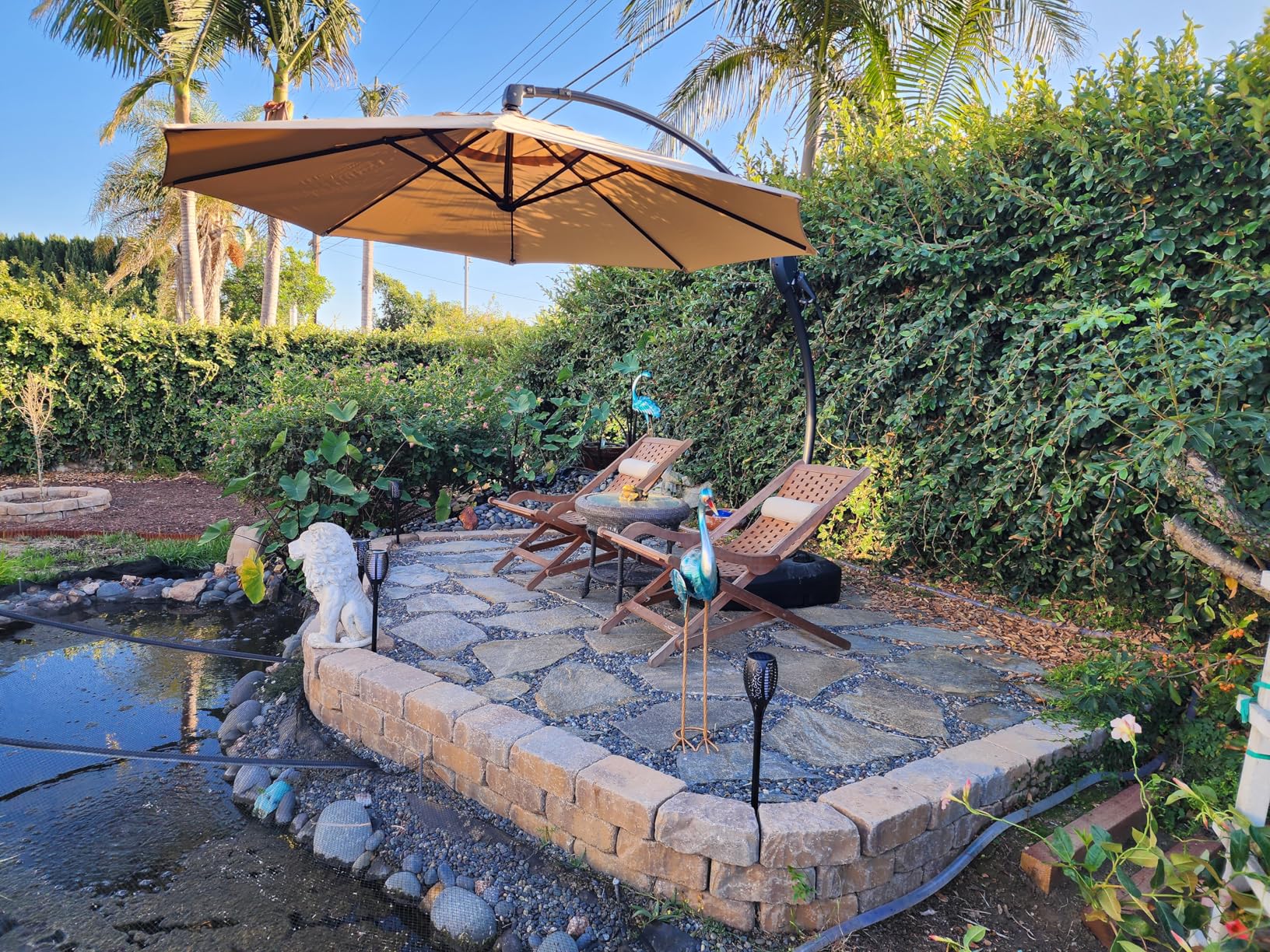 Grand patio 11FT Cantilever Umbrella with Base Outdoor Large Round Aluminum Offset Umbrella for Patio Garden Backyard (Champagne, 11 FT) - Customer Photo 4