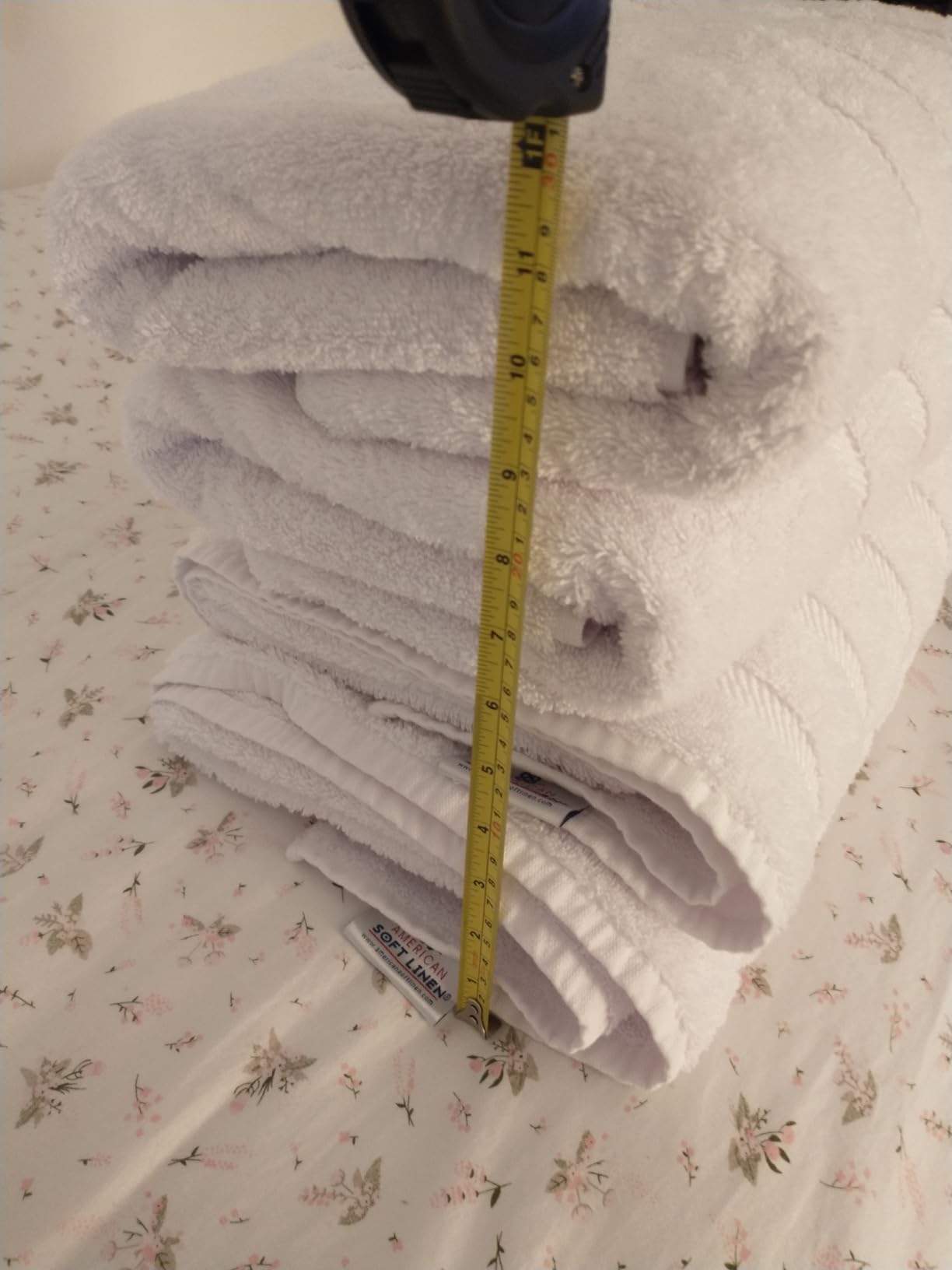 American Soft Linen Luxury Hand Towels for Bathroom, 100% Cotton Turkish 4 Piece Hand Towel Set, 600 GSM Hand Face Towels for Kitchen, White Hand Towels - Customer Photo 1