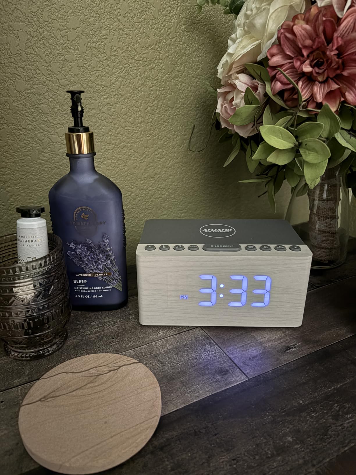ANJANK Wooden Digital LED Alarm Clock FM Radio, Fast Wireless Charger Station for iPhone/Samsung Galaxy - Customer Photo 2