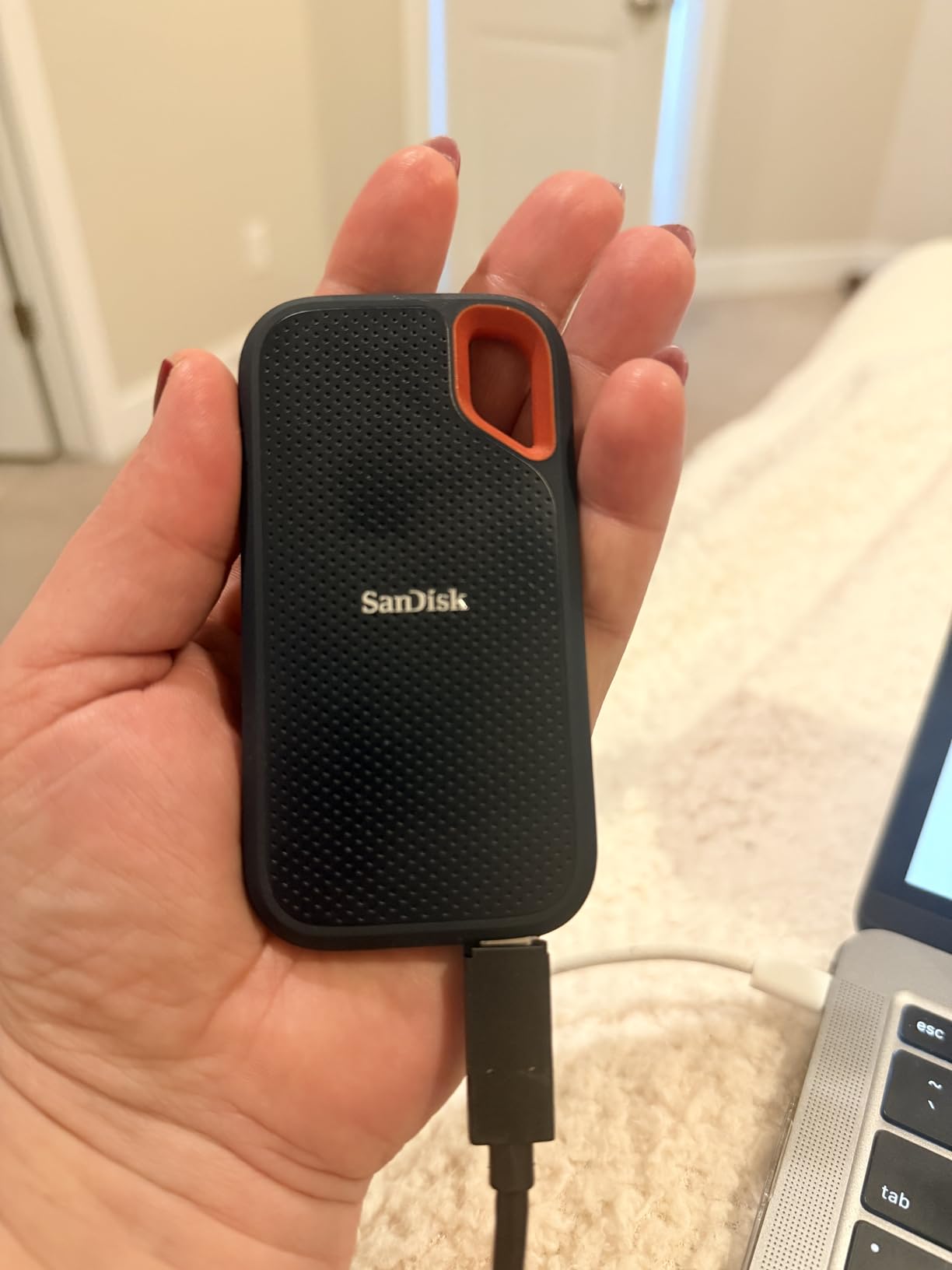 SANDISK 2TB Extreme Portable SSD - Up to 1050MB/s, USB-C, USB 3.2 Gen 2, IP65 Water and Dust Resistance, External Solid State Drive - SDSSDE61-2T00-G25 customer photo 1
