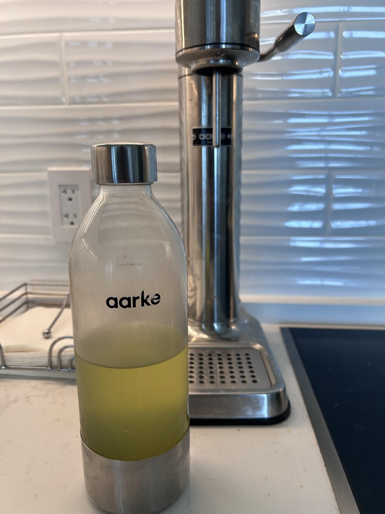 Carbonator III Premium Carbonator-Sparkling & Seltzer Water Maker-Soda Maker with PET Bottle (Stainless Steel) - Aarke customer photo 2