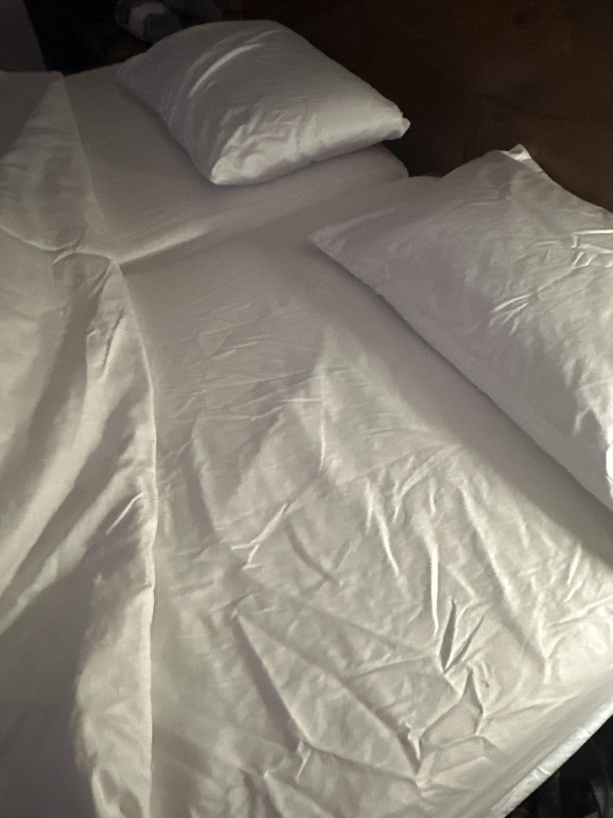 California Design Den King Size Sheets Set - 1000 Thread Count Sateen, Thick and Natural 100% Cotton King Bed Sheets, Deep Pockets, Durable Bedding Set - White Customer Review California Design Den King Size Sheets Set - 1000 Thread Count Sateen, Thick and Natural 100% Cotton King Bed Sheets, Deep Pockets, Durable Bedding Set - White - Customer Photo 1