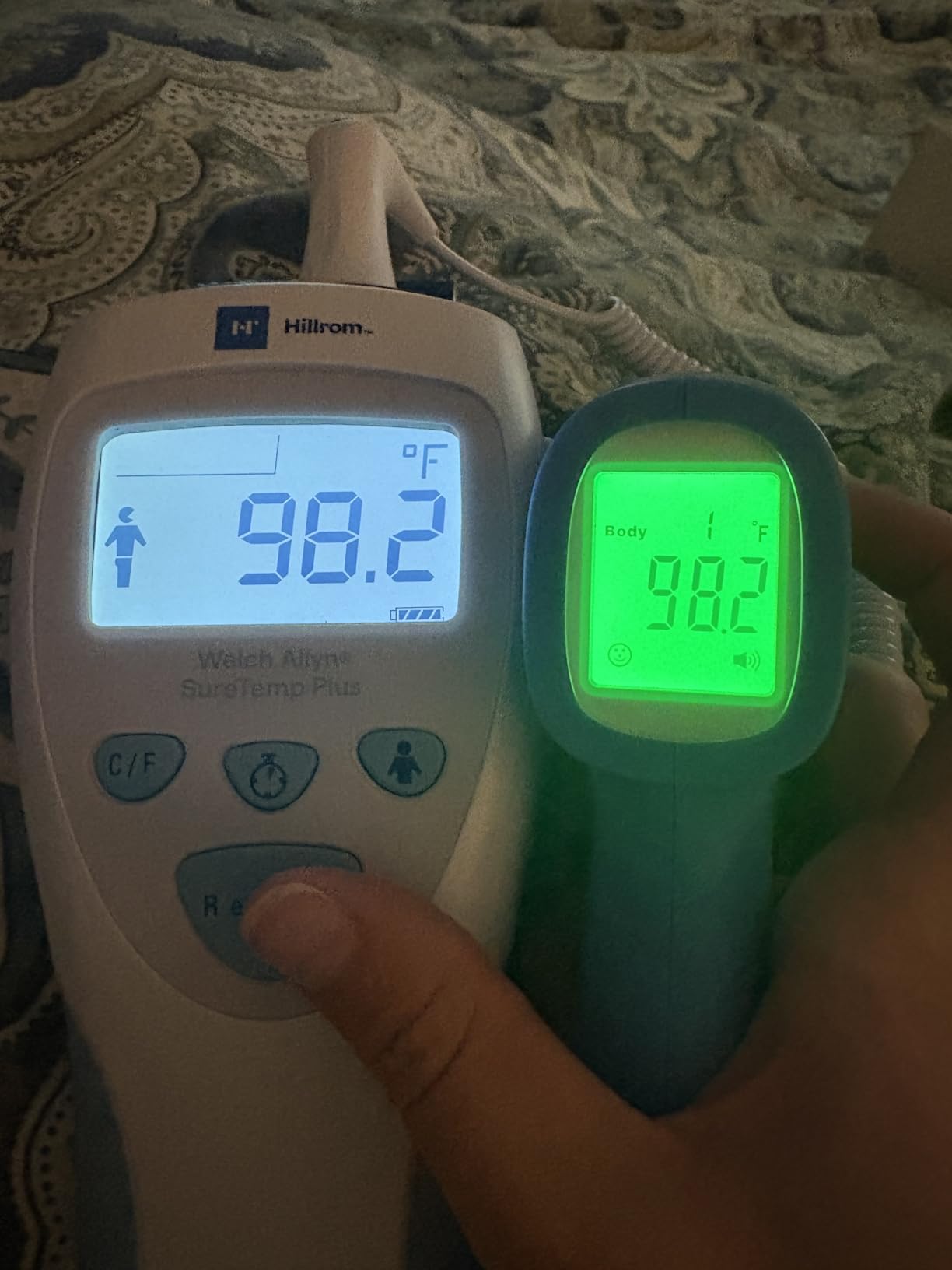 Vicks Non-Contact Infrared Thermometer for Forehead, Food and Bath – Fast, Reliable, and Clinically Proven Accuracy for Adults, Babies, Toddlers and Kids Customer Review Vicks Non-Contact Infrared Thermometer for Forehead, Food and Bath – Fast, Reliable, and Clinically Proven Accuracy for Adults, Babies, Toddlers and Kids - Customer Photo 1