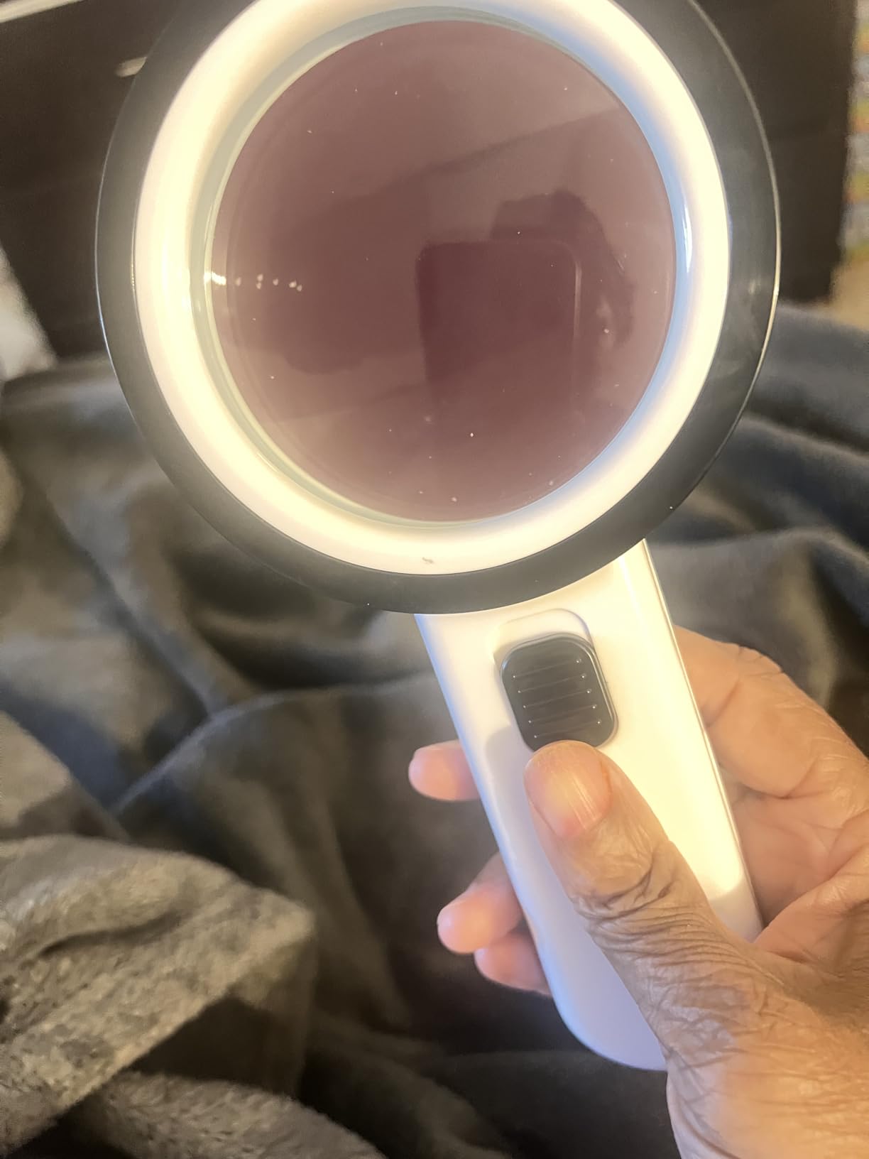 Magnifying Glass with 12 LED Lights, 3X Double Glass Lens Handheld Illuminated Magnifier Reading Magnifying Glass with for Seniors Read, Coins, Stamps, Map, Inspection, Macular Degeneration customer photo 2
