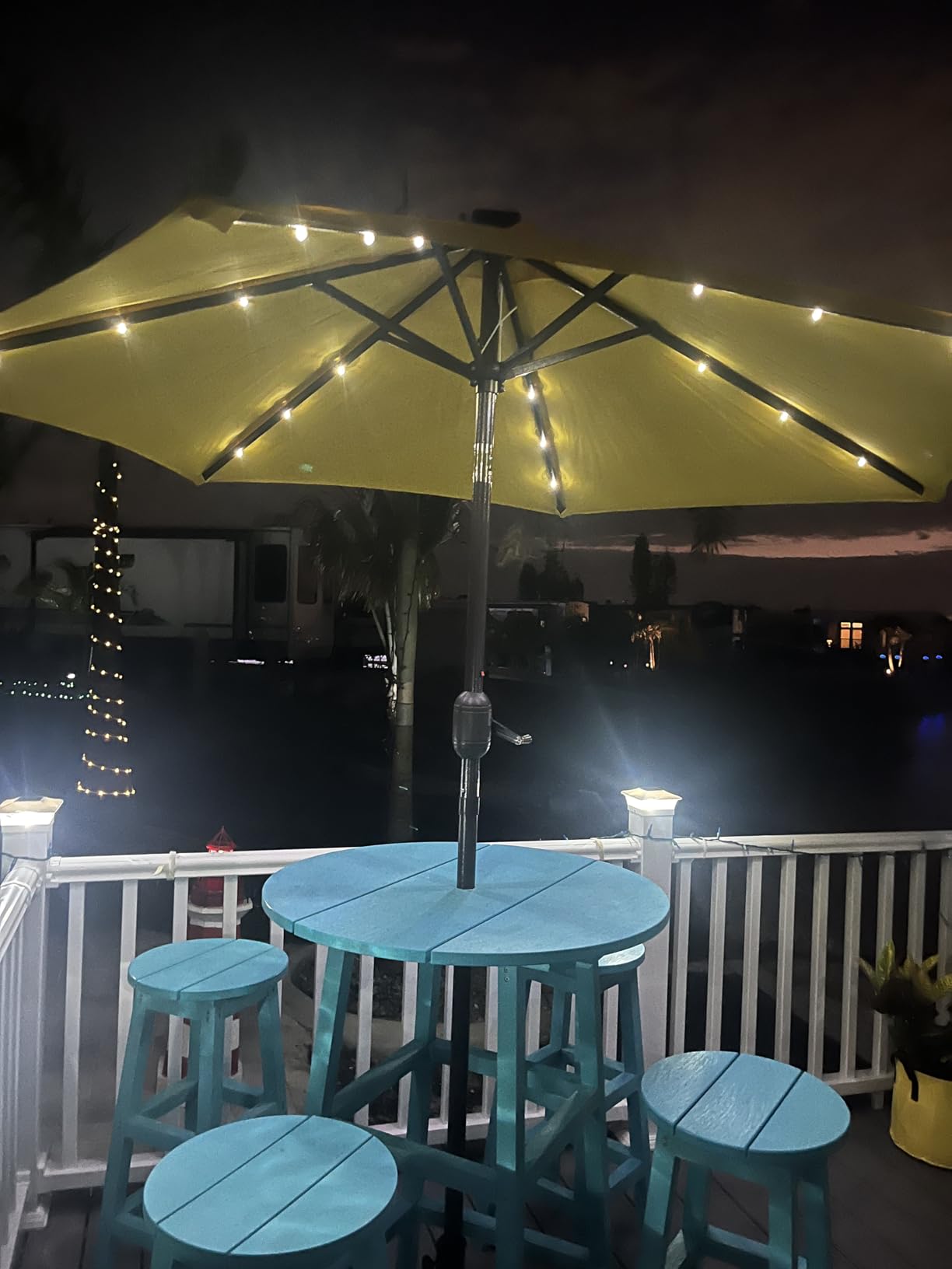 Blissun 7.5 ft Solar Umbrella, 18 LED Lighted Patio Umbrella, Table Market Umbrella - Customer Photo 3