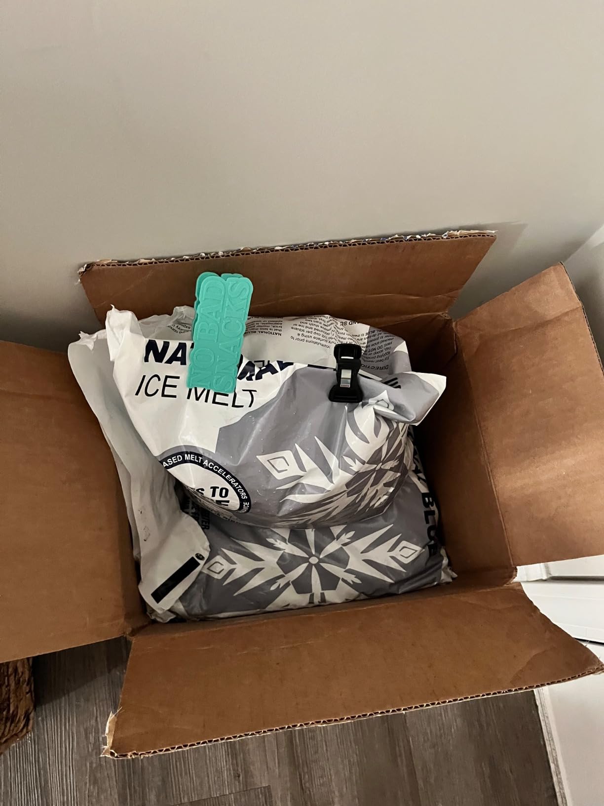 National Blue Ice Melt and Snow Salt 20lb Bucket - Fast Acting Ice Melter - Pet, Plant and Concrete Friendly, Environmentally Safe - Free of Magnesium Chloride - Melts to -15°F - Customer Photo 2
