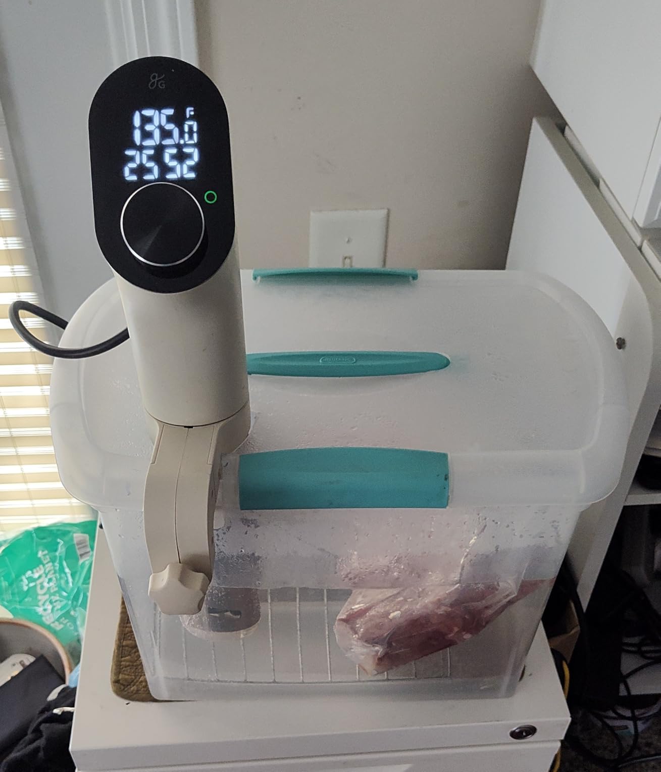 Greater Goods Kitchen Sous Vide Machine - Precision Cooker, Immersion Circulator, Brushless Motor, 1100 Watts (Onyx Black) Customer Review Greater Goods Kitchen Sous Vide Machine - Precision Cooker, Immersion Circulator, Brushless Motor, 1100 Watts (Onyx Black) - Customer Photo 2
