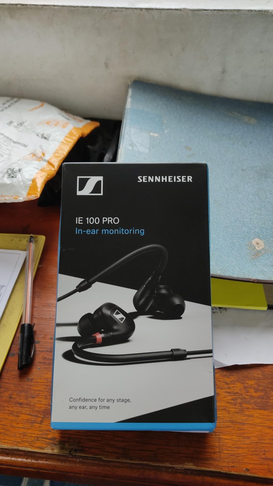 SENNHEISER Professional IE 100 PRO Dynamic In-Ear Monitoring Headphones, Clear - Customer Photo 1