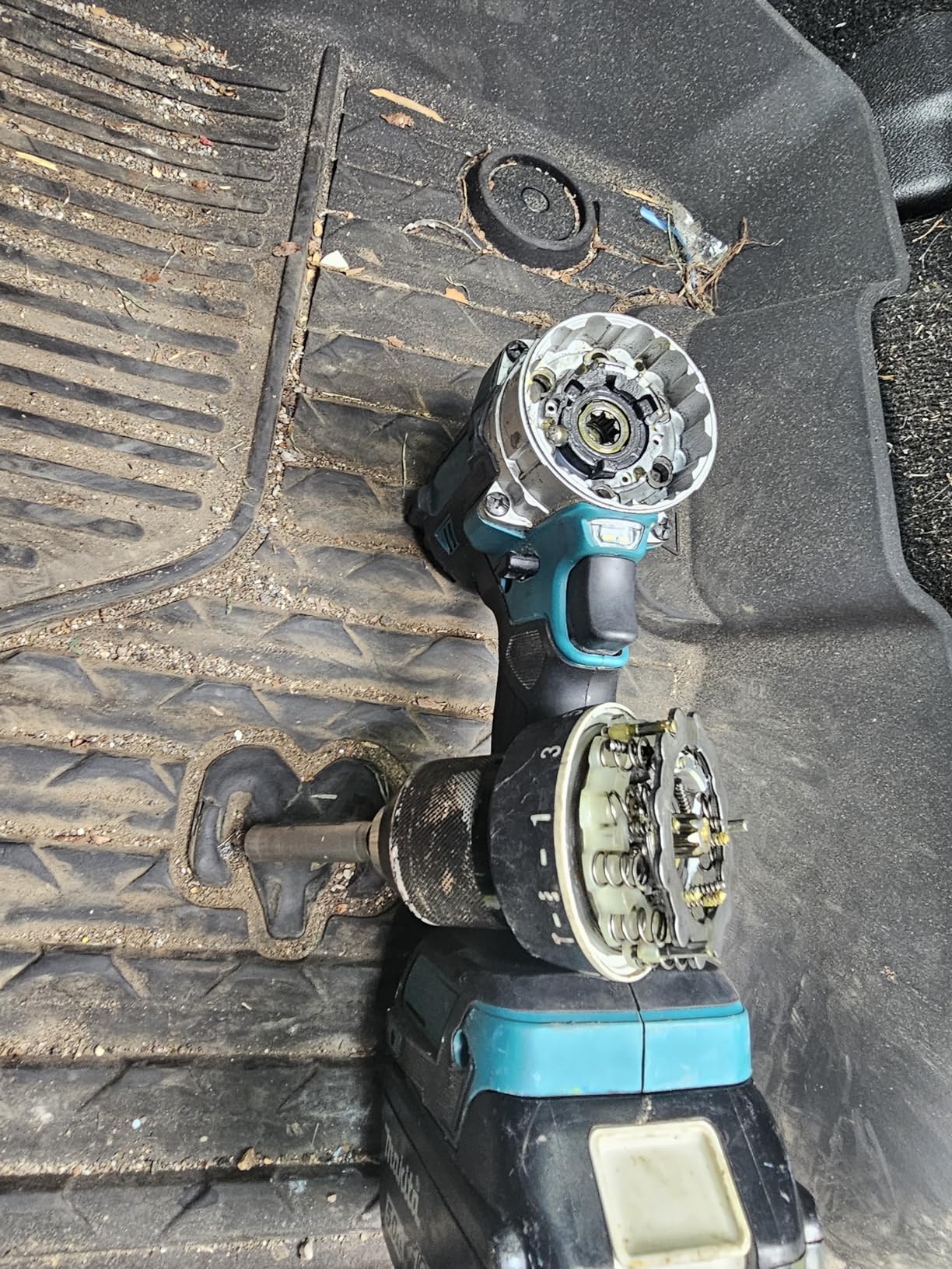 XT288T 18V LXT Lithium-Ion Brushless Cordless 2-Pc. Combo Kit (5.0Ah) customer photo 1