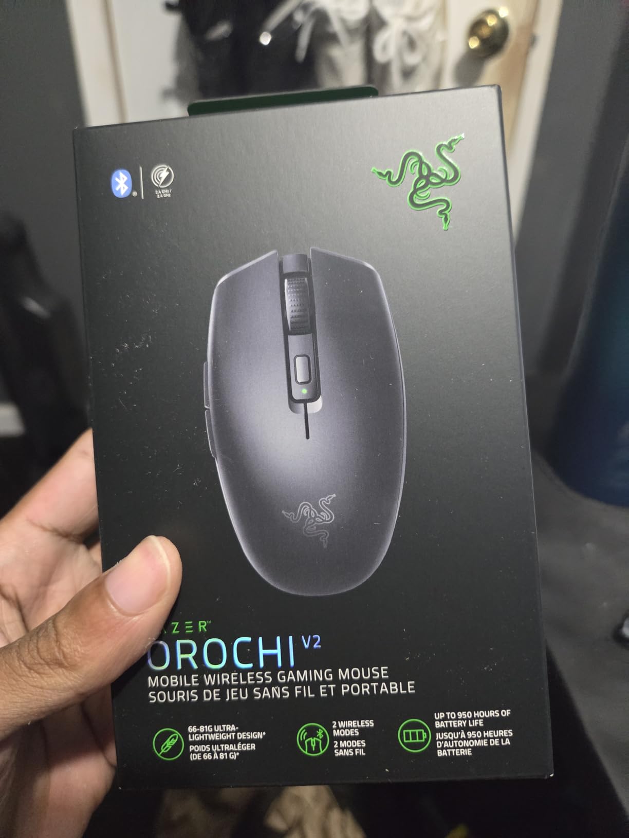 Razer Orochi V2 Mobile Wireless Gaming Mouse: Ultra Lightweight - 2 Wireless Modes - Up to 950hrs Battery Life - Mechanical Mouse Switches - 5G Advanced 18K DPI Optical Sensor - Classic Black customer photo 2