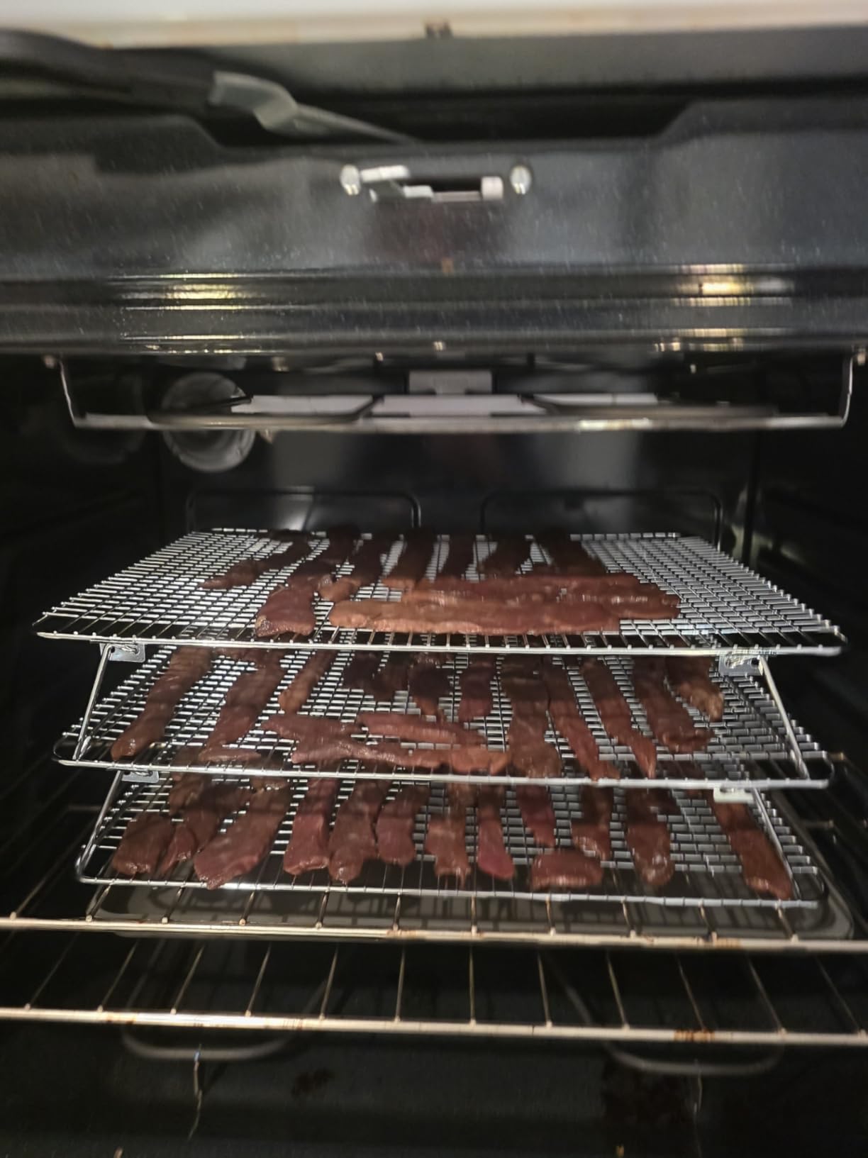 HIWARE Oven-Salf Collapsible Cooling Rack for Baking, 3 Tier 12 HIWARE Oven-Salf Collapsible Cooling Rack for Baking, 3 Tier 12