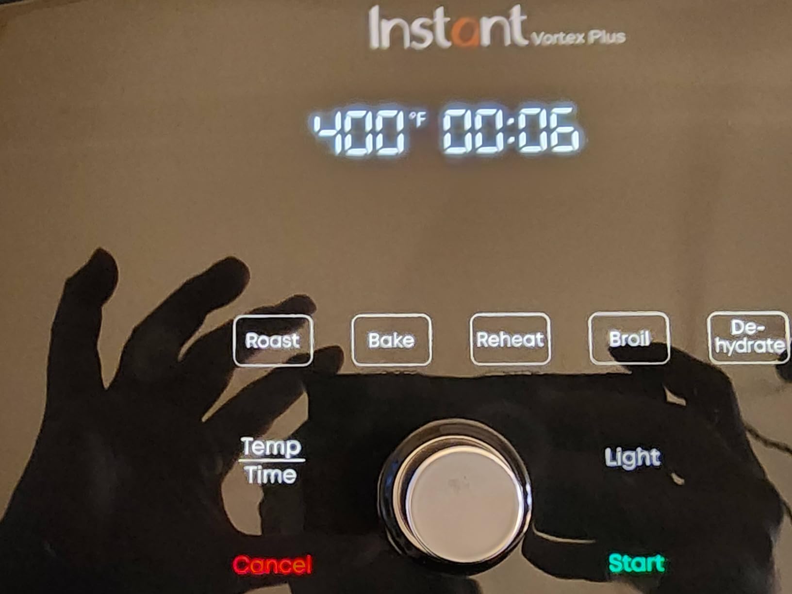 Instant Pot Vortex Plus 6QT ClearCook Air Fryer, Clear Windows, Custom Program Options, 6-in-1 Functions, Crisps, Broils, Roasts, Dehydrates, Bakes, Reheats, from the Makers of Instant Pot, Black customer photo 1