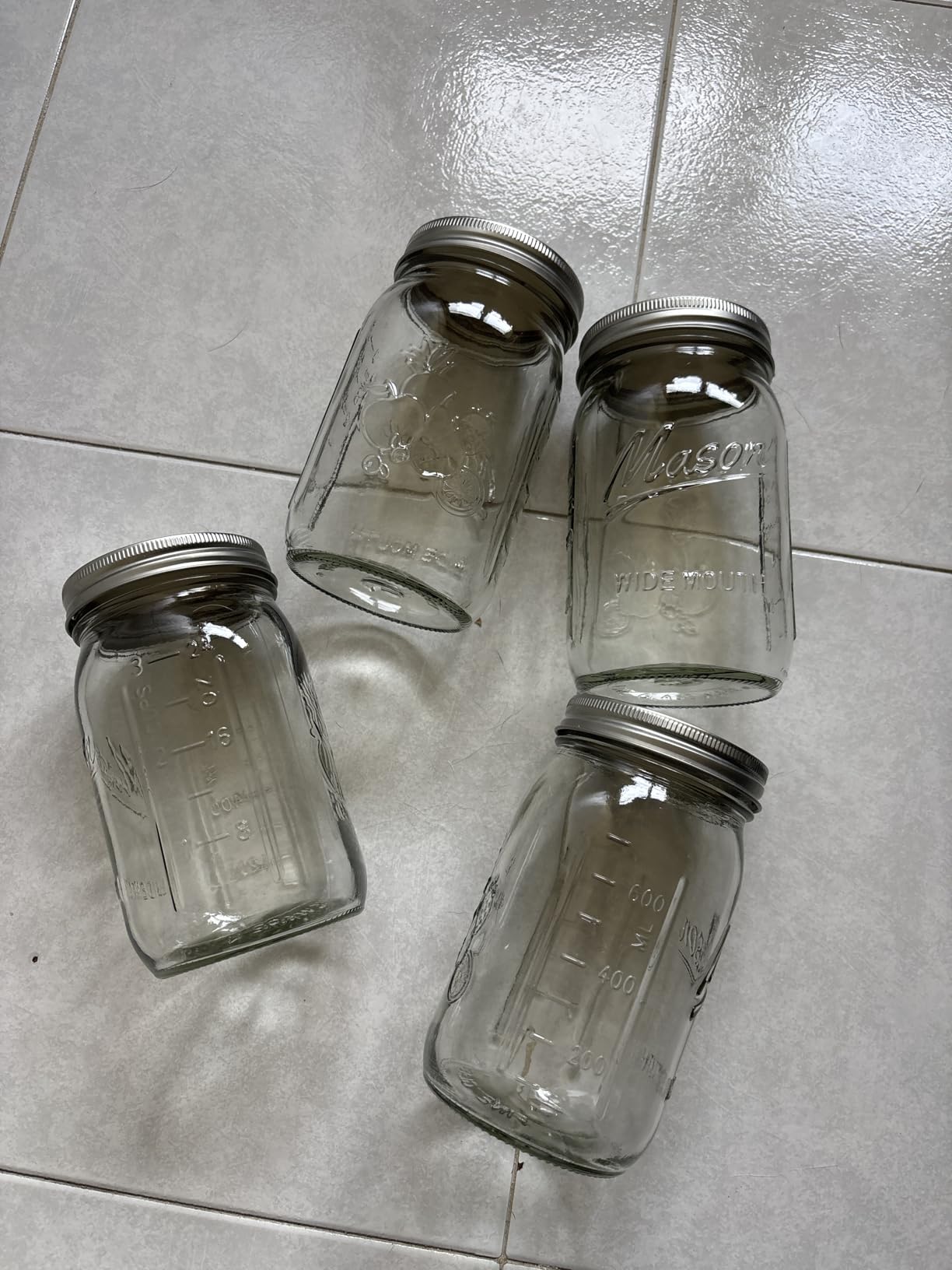 SEWANTA Wide Mouth Mason Jars 32 oz [4 Pack] With Mason Jar Lids and Bands, Mason Jars 32 oz - For Canning, Fermenting, Pickling - Jar Decor - Microwave/Freeze/Dishwasher Safe. - Customer Photo 1