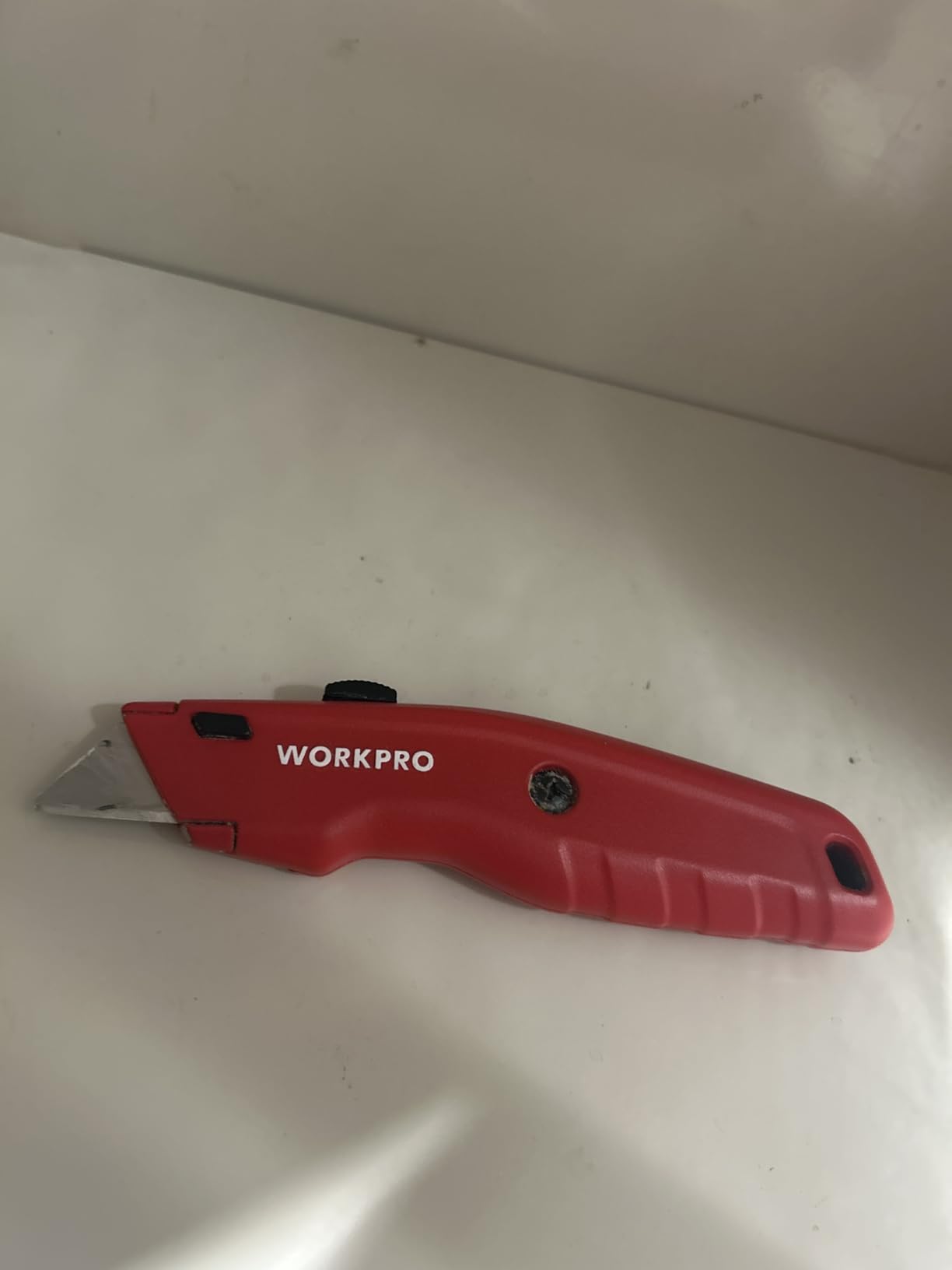 WORKPRO Premium Utility Knife, Retractable All Metal Heavy Duty Box Cutter, Quick Change Blade Razor Knife, with 10 Extra Blades - Customer Photo 1