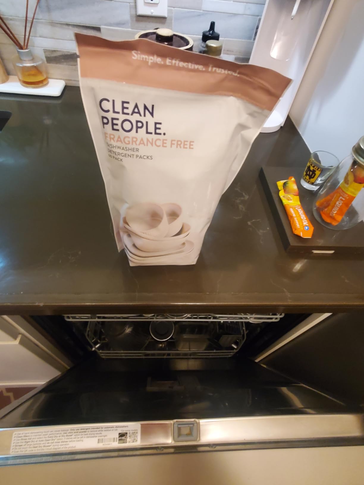 The Clean People Dishwasher Pods - Cuts Grease & Rinses Sparkling Clean - Residue-Free - Phosphate Free Dishwashing Pods (60 Count, Lemon Verbena) - Customer Photo 1