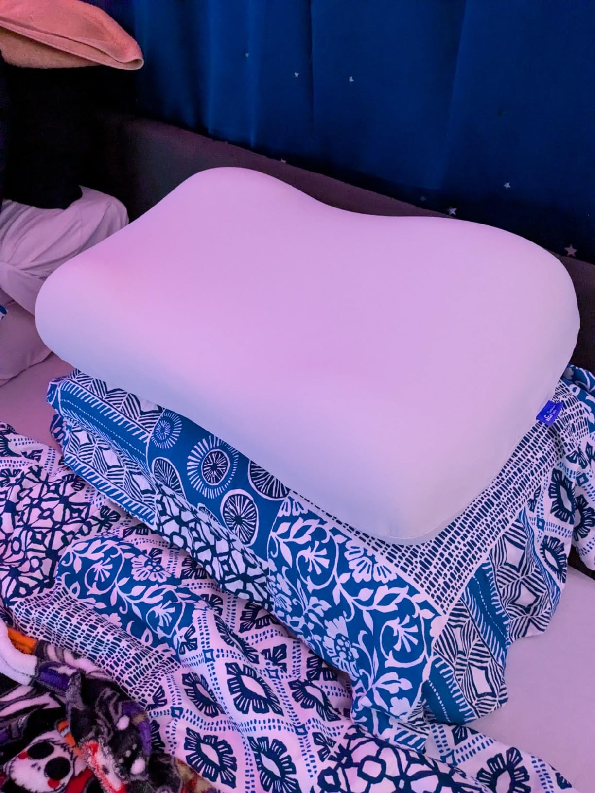 C CUSHION LAB Deep Sleep Pillow, Patented Ergonomic Contour Design for Side & Back Sleepers, Orthopedic Cervical Shape Gently Cradles Head & Provides Neck Support & Shoulder Pain Relief customer photo 1