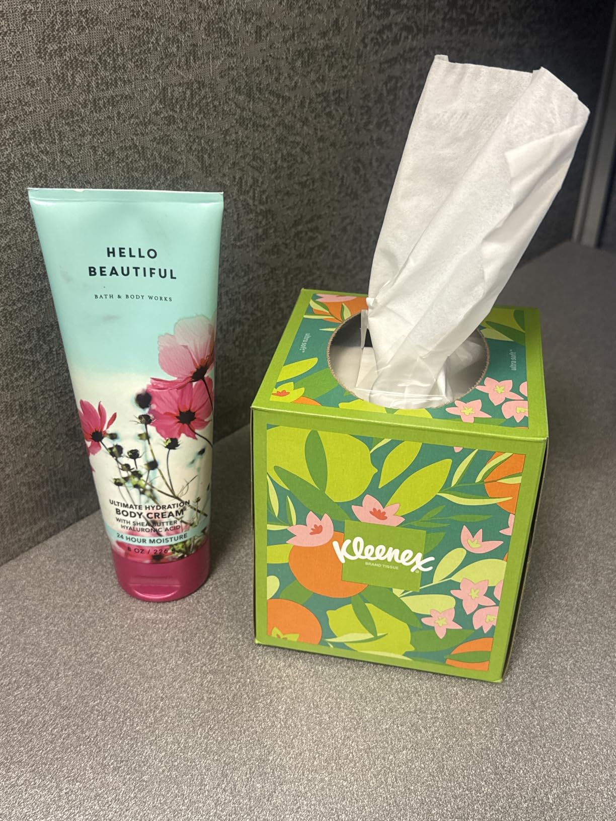 Kleenex Ultra Soft Facial Tissues, 4 Cube Boxes, 60 Tissues per Box, 3-Ply (240 Total), Packaging May Vary - Customer Photo 1