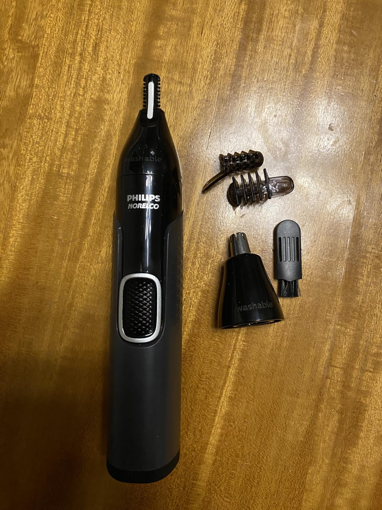 Norelco Philips Nose Trimmer 3000, for Nose, Ears Eyebrows, NT3600/62 - Customer Photo 2