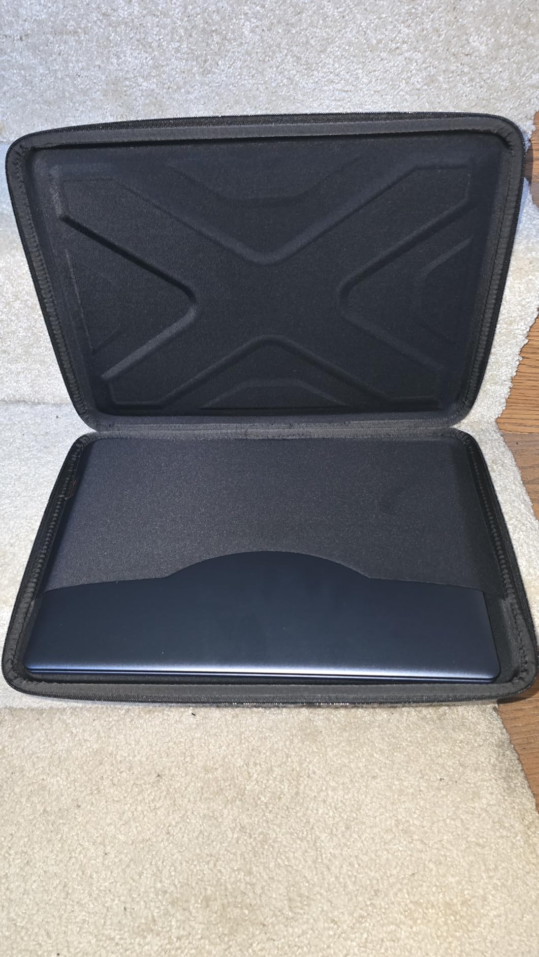 SITHON Hard Shell Laptop Sleeve Case for 16 SITHON Hard Shell Laptop Sleeve Case for 16