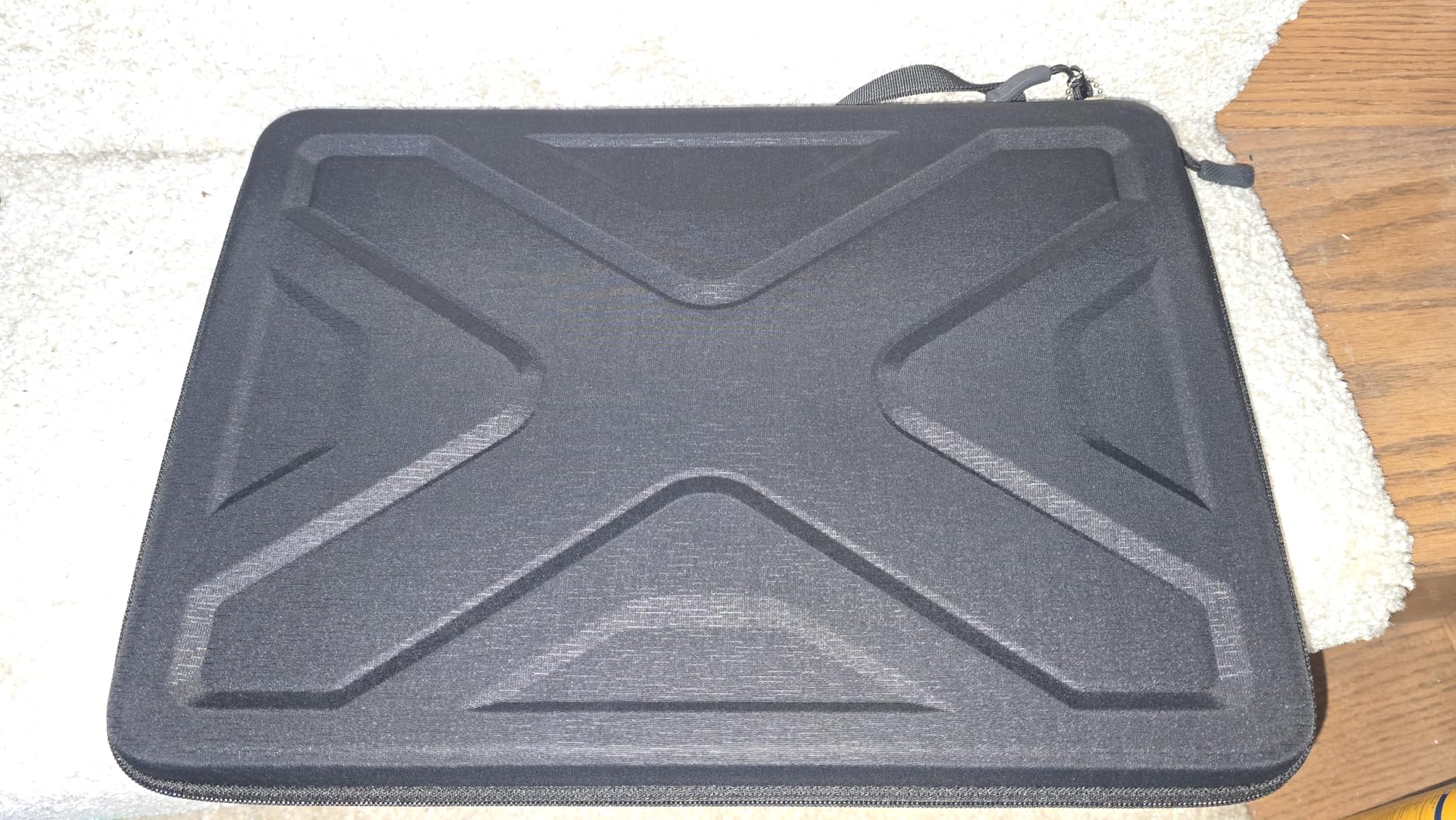 SITHON Hard Shell Laptop Sleeve Case for 16 SITHON Hard Shell Laptop Sleeve Case for 16