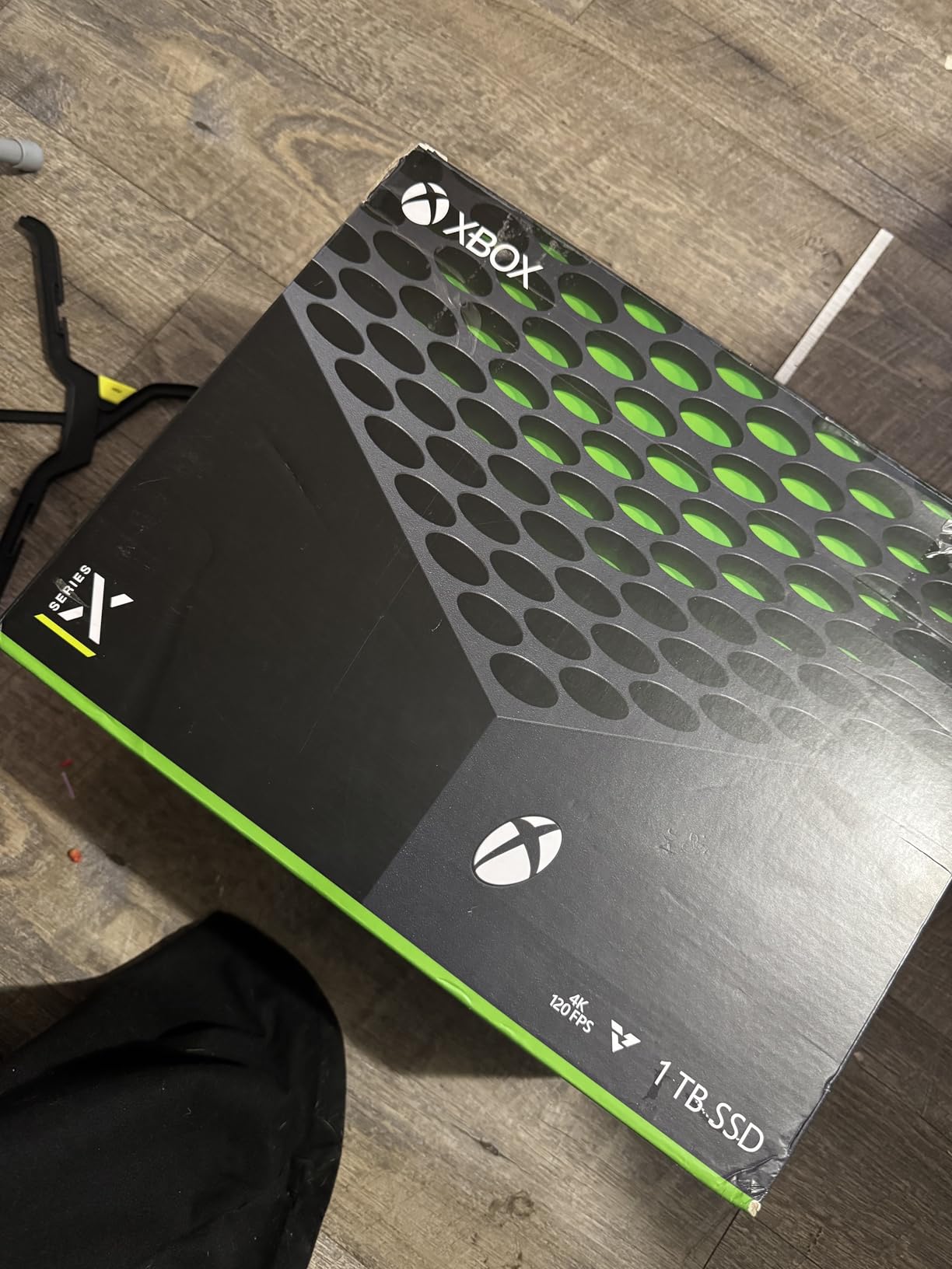 Next Gen Console Bundle - Xbox Series X 1TB + 8K Premium HDMI Cable - 4 feet- 48Gbps Hight Speed HDR for Gaming Console (Renewed) customer photo 2