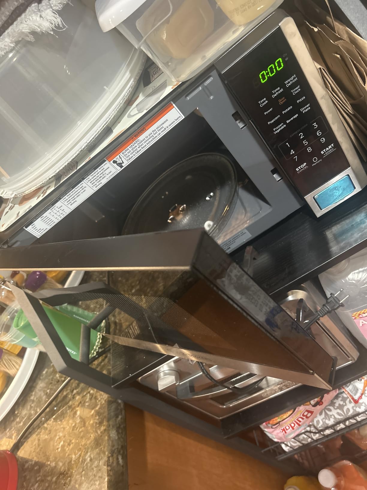BLACK+DECKER EM044KB19 Over The Range Microwave Oven with One Touch, 1000 Watts, 400 CFM and Auto Cooking, OTR 1.9 Cu.ft customer photo 2