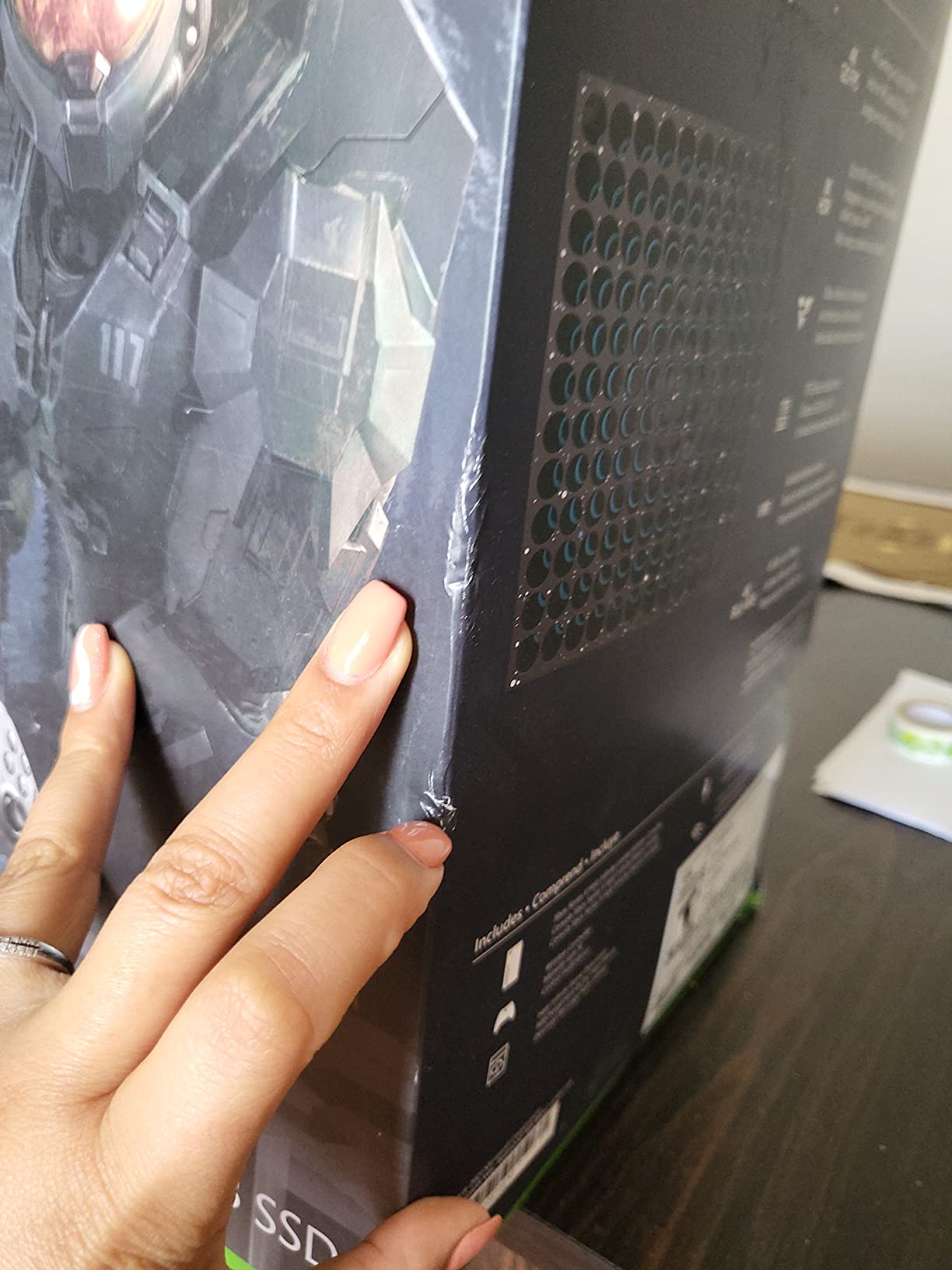 Microsoft 1TB Xbox Series X Halo Infinite Limited Edition Bundle - Backward Compatible with Thousands of Games, 16GB GDDR6 Memory, 4K UHD Blu-Ray, Up to 8K HDR customer photo 1