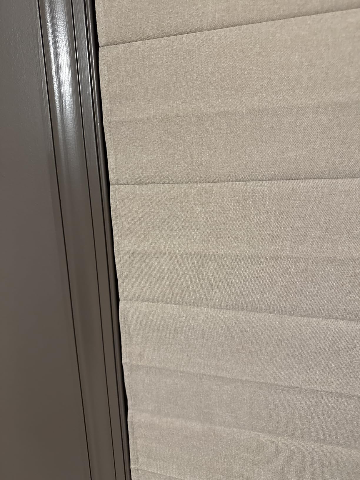 Arlo Blinds Cordless Fabric Roman Shades Light Filtering Window Blinds, Color: Ivory, Size: 28.5