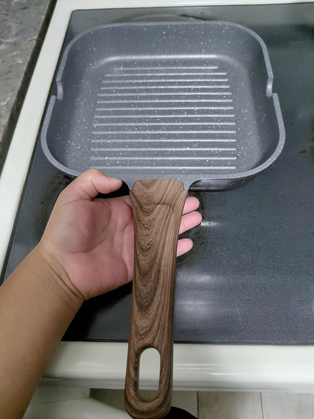 SENSARTE Nonstick Grill Pan for Stove Tops, Versatile Griddle with Pour Spouts, Square Big Cooking Surface, Durable Skillet Indoor & Outdoor Grilling. PFOA Free, 9.5 Inch - Customer Photo 4