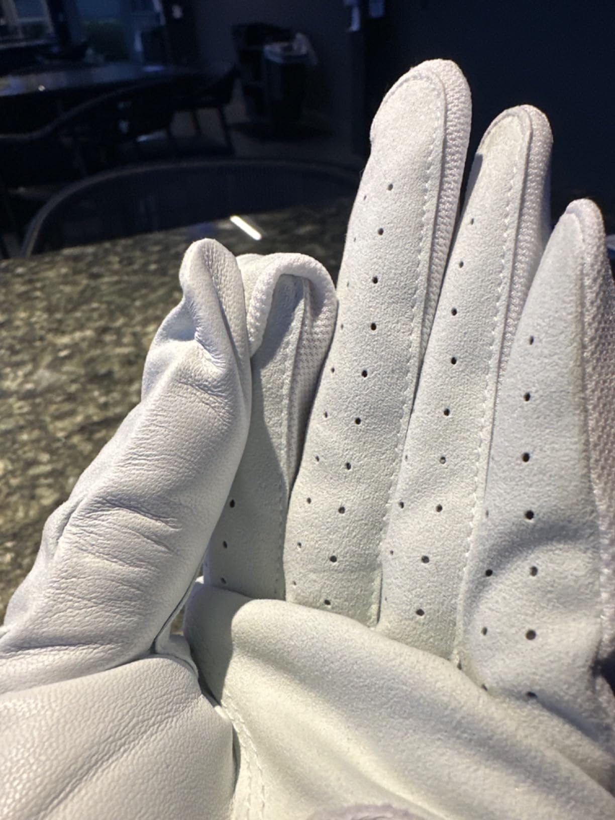 Vice Golf Duro White | Golf Glove | Features: Highly Durable Synthetic Suede, Great fit and Feel Customer Review Vice Golf Duro White | Golf Glove | Features: Highly Durable Synthetic Suede, Great fit and Feel - Customer Photo 1