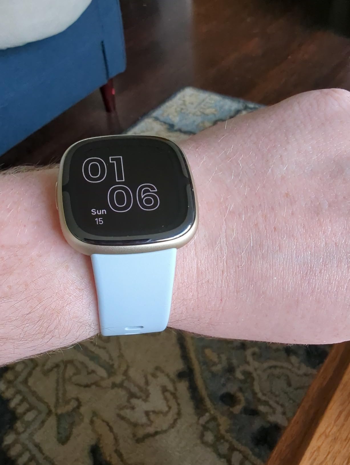 Fitbit Sense 2 Advanced Health and Fitness Smartwatch with Tools to Manage Stress and Sleep, ECG App, SpO2, 24/7 Heart Rate and GPS, Lunar White/Platinum, One Size (S & L Bands Included) customer photo 1