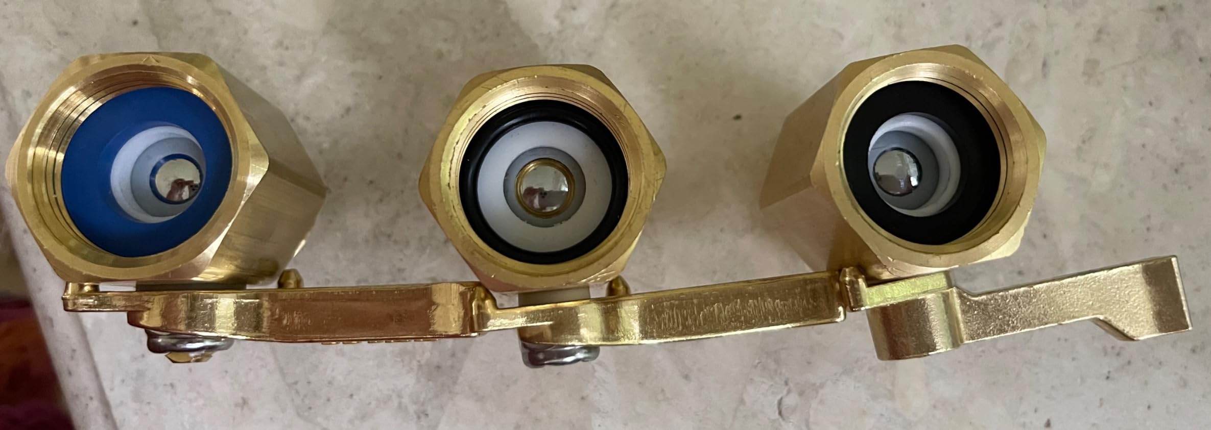 Dramm 35009 Heavy-Duty Solid Brass Garden Hose Nozzle – Adjustable Cone to Jet Spray Pattern – High-Pressure Water Stream for Cleaning Walkways, Patios & Gutters – Made in USA Customer Review Dramm 35009 Heavy-Duty Solid Brass Garden Hose Nozzle – Adjustable Cone to Jet Spray Pattern – High-Pressure Water Stream for Cleaning Walkways, Patios & Gutters – Made in USA - Customer Photo 1