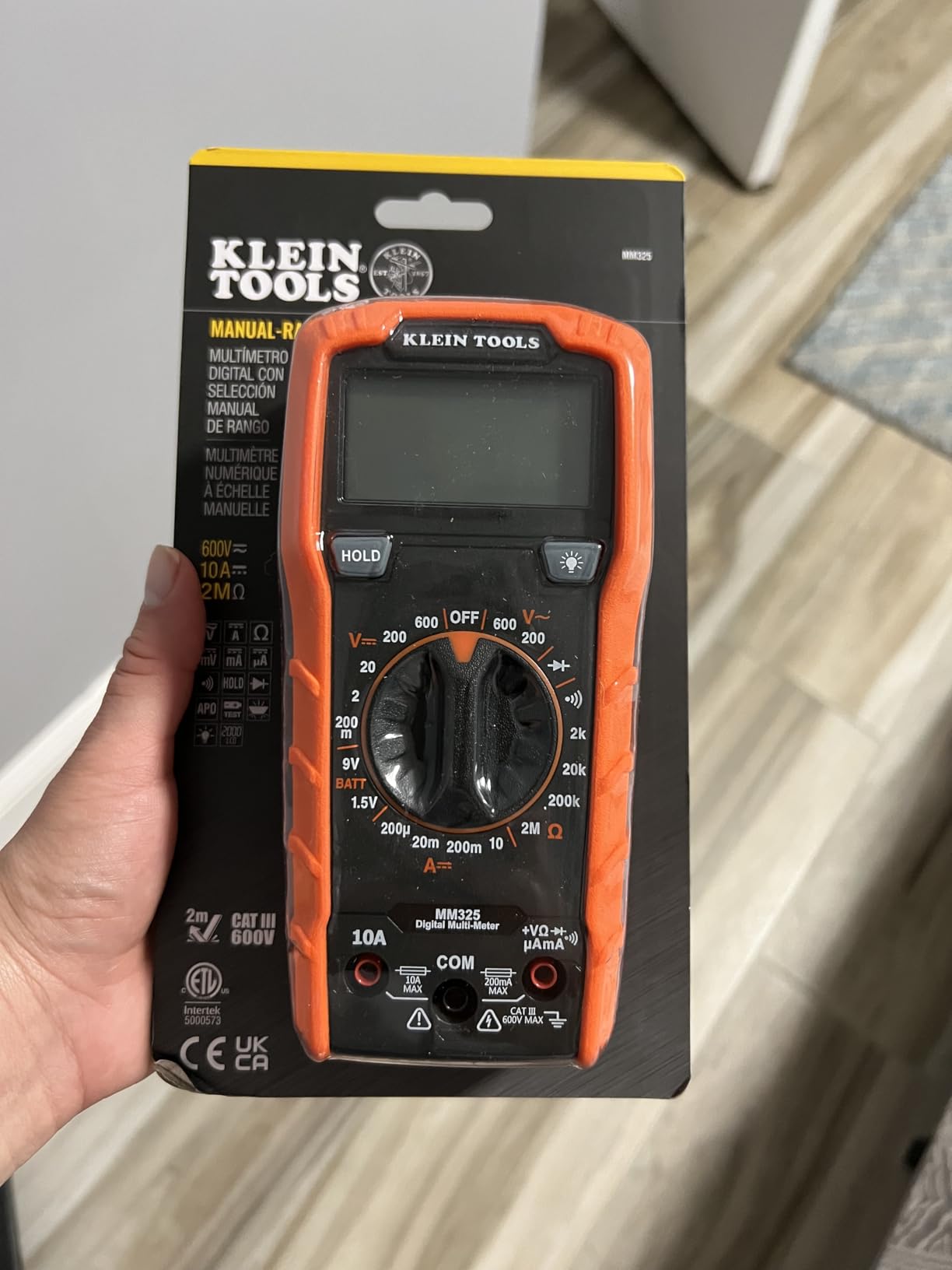 Klein Tools MM325 Multimeter, Digital Manual-Ranging 600V AC/DC Voltage Tester, Tests Batteries, Current, Resistance, Diodes, and Continuity - Customer Photo 2