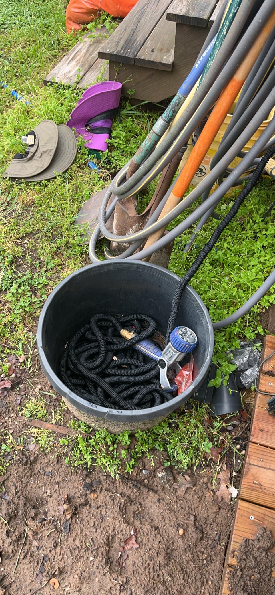 J&B XpandaHose 50ft Expandable Garden Hose- Heavy Duty Superior Strength 3750D - 4-Layer Latex Core - Extra Strong Brass Connectors and Storage Bag (Black 50) - Customer Photo 1