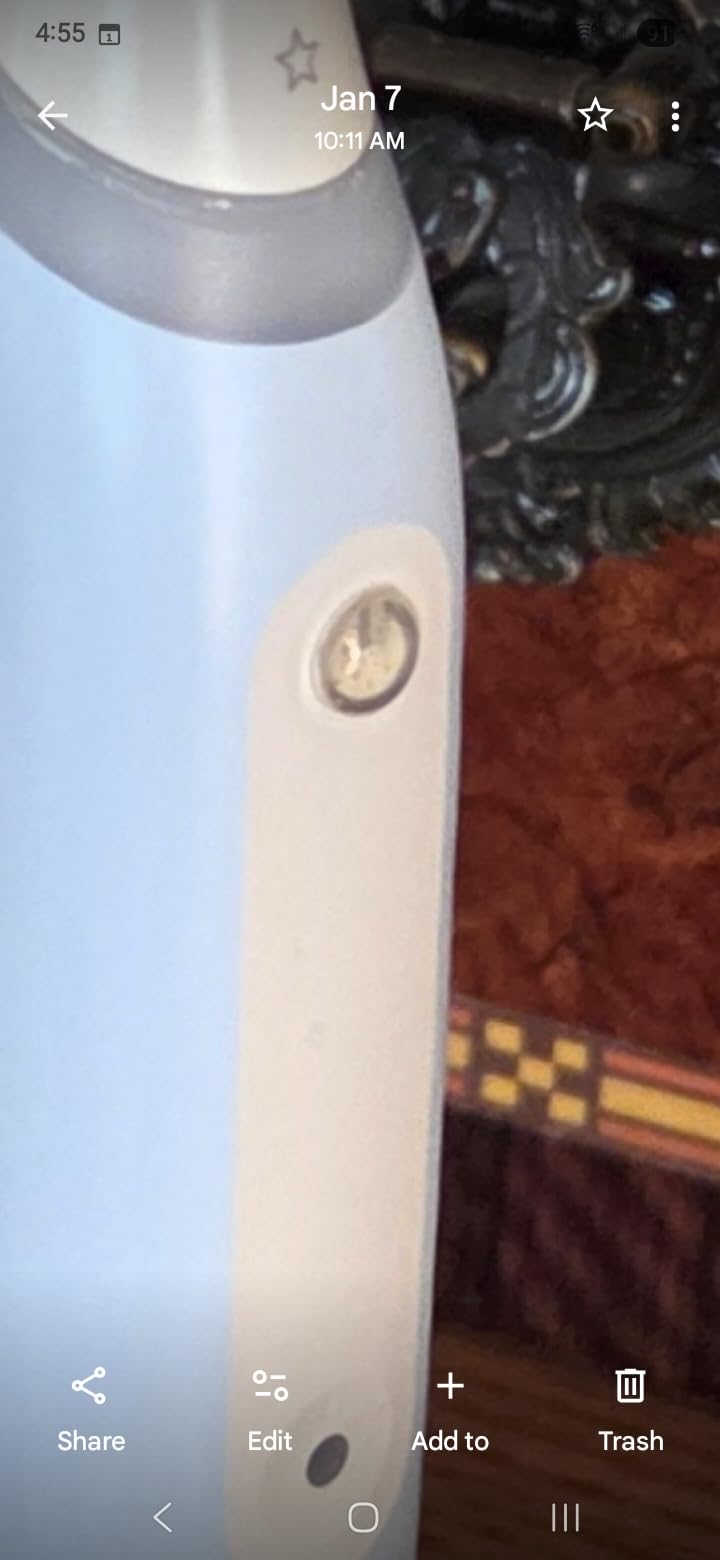 Oral-B iO Deep Clean Rechargeable Electric Toothbrush, Black, iO Series 3 Limited, 2 Brush Heads, Travel Case, Pressure Sensor, 3 Cleaning Settings - Customer Photo 2