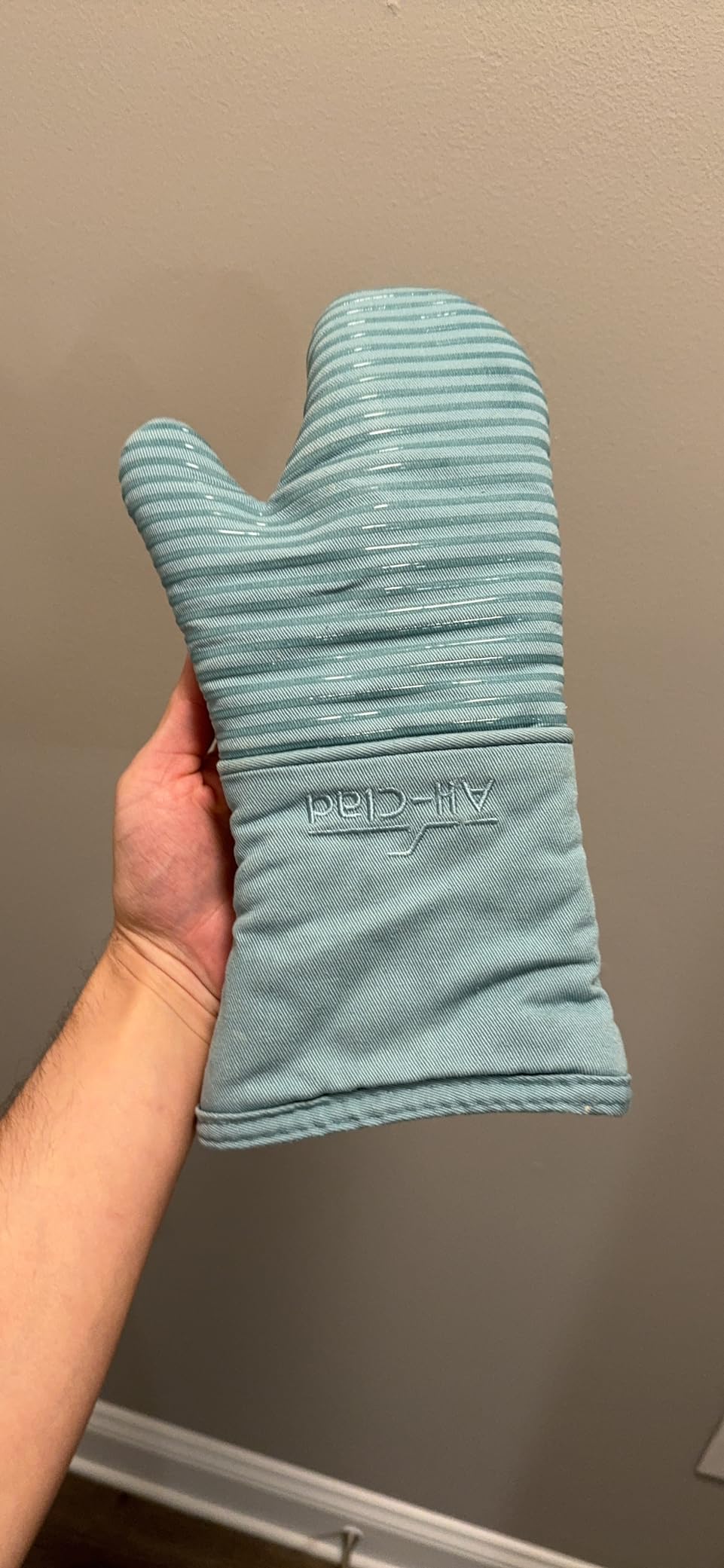 All-Clad Premium Silicone Oven Mitt: Heat Resistant to 500 Degrees - 100% Cotton & Silicone, 14 All-Clad Premium Silicone Oven Mitt: Heat Resistant to 500 Degrees - 100% Cotton & Silicone, 14